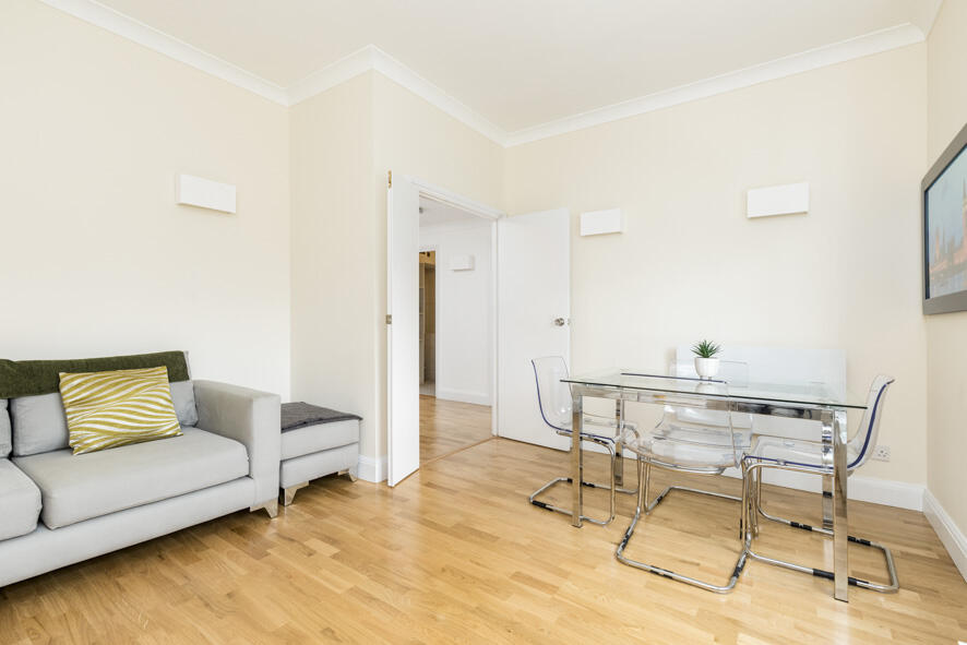 1A Belvedere Road, LONDON, SE1
