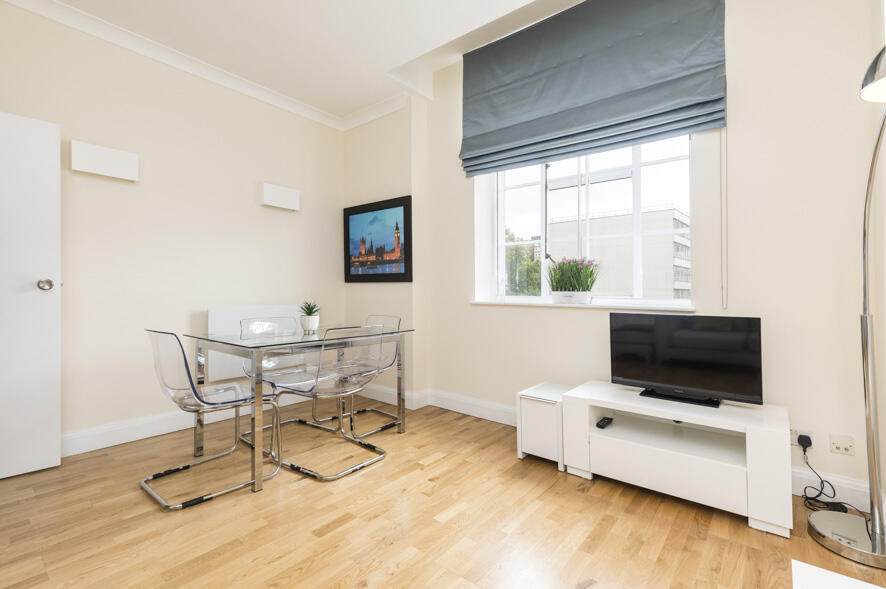 1A Belvedere Road, LONDON, SE1