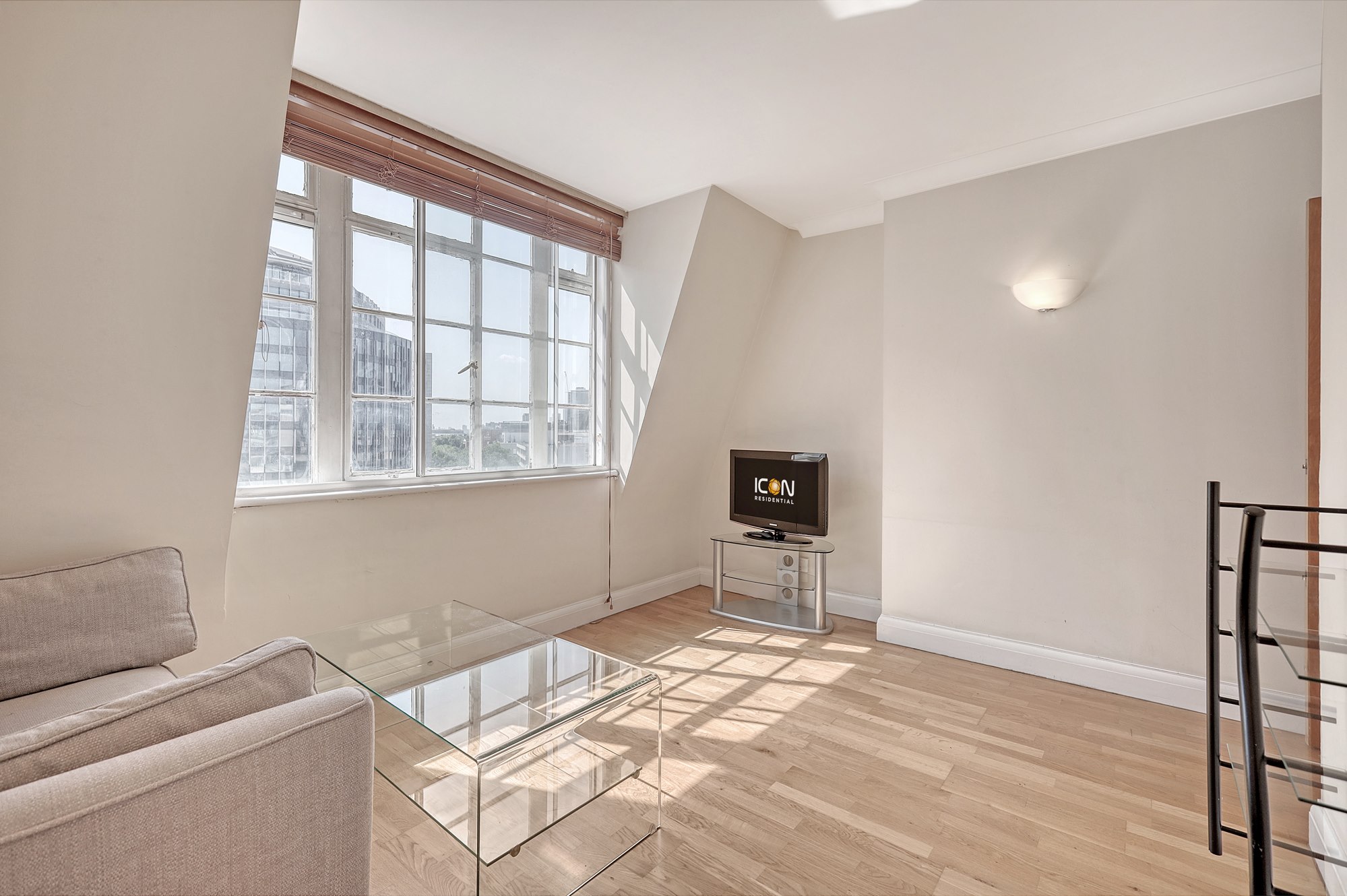 1C Belvedere Road, London, SE1