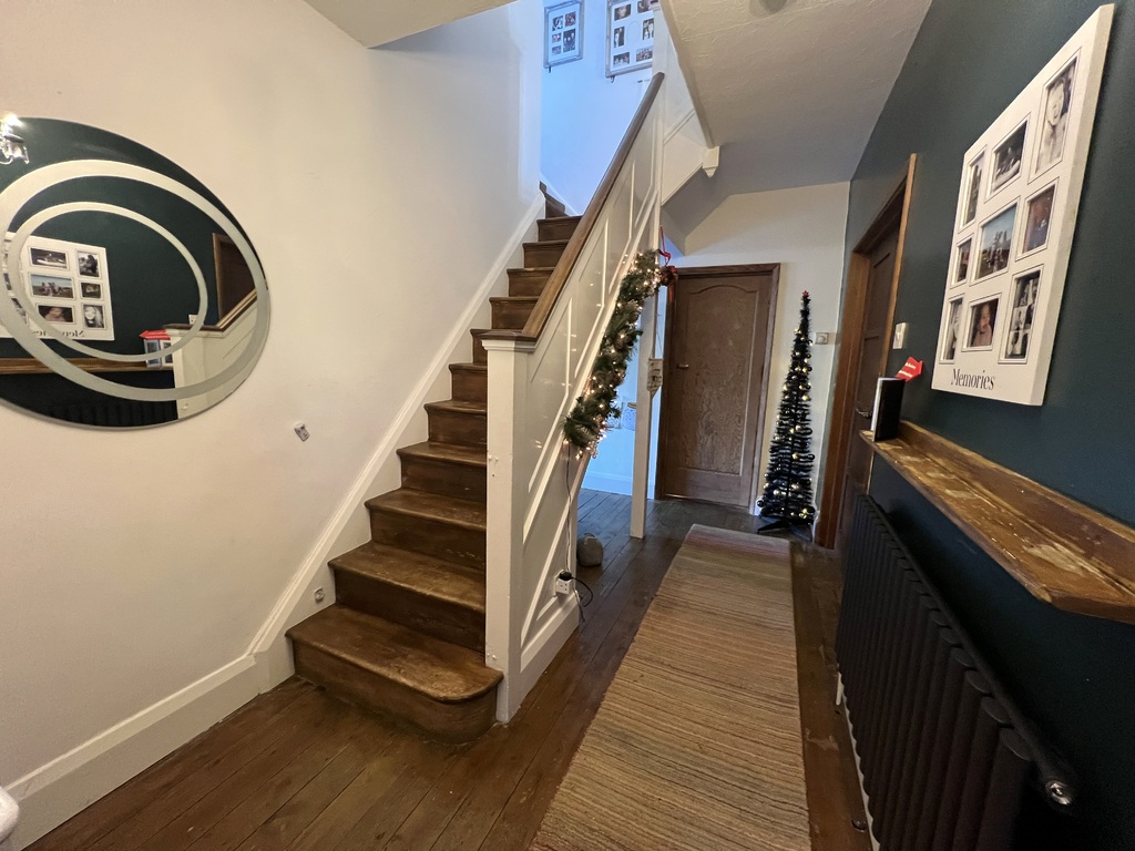 Property in Sheepbridge Lane, Mansfield, NG18 5DT