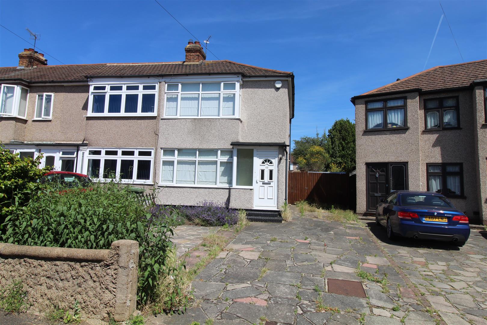 Property in Laburnum Avenue, Hornchurch, London, RM12 4HF