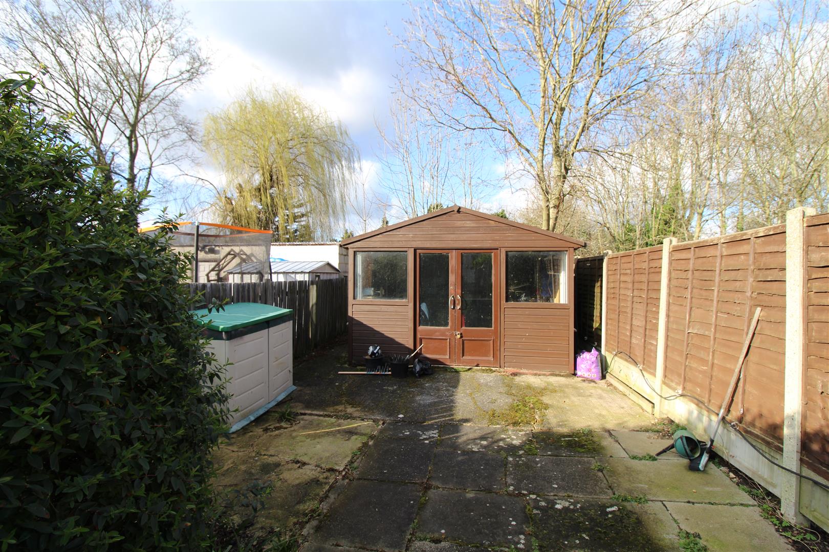 Property in Strathmore Gardens, Hornchurch, Essex, RM12 4BG