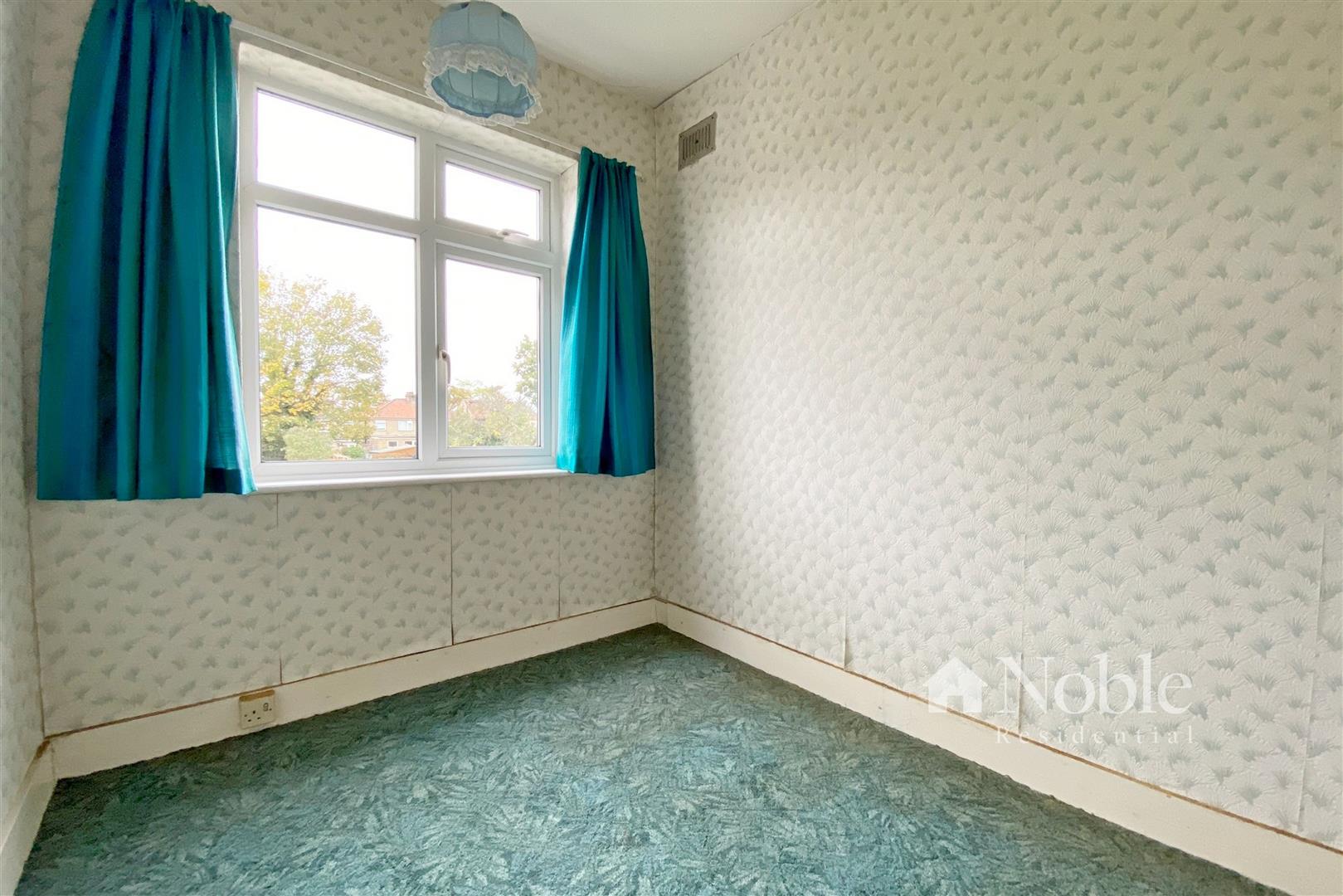 Property in Lambourne Gardens, Hornchurch, Essex, RM12 4LJ