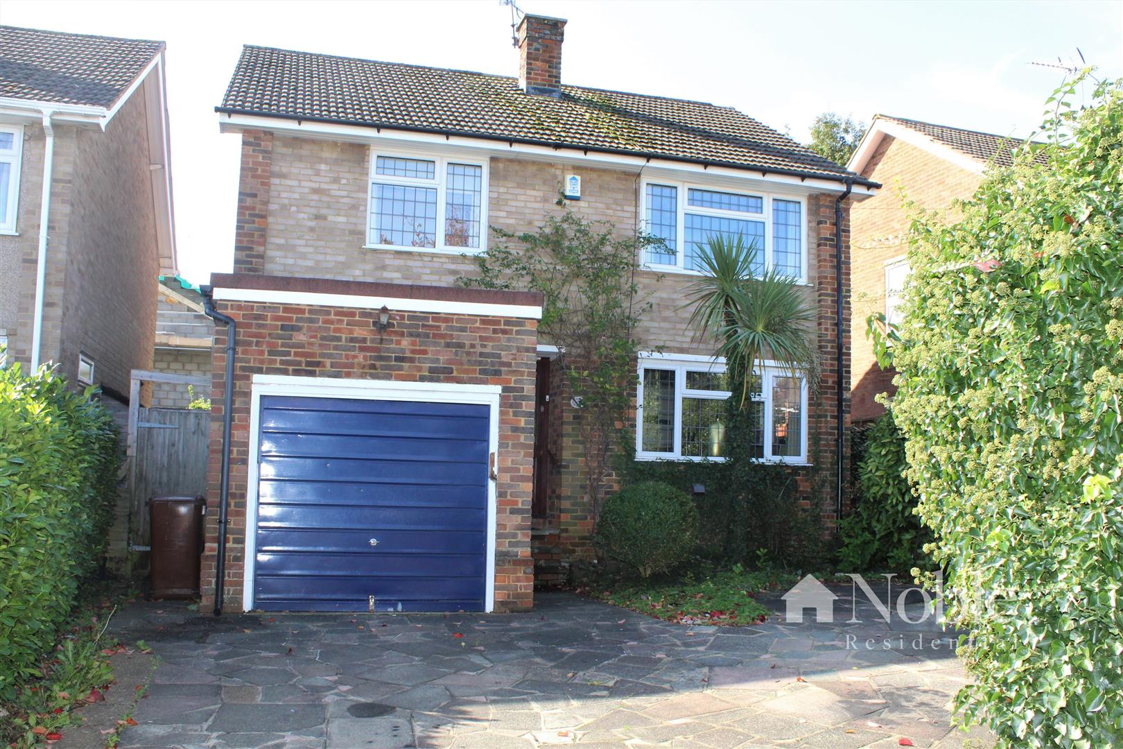 Property in Arthur Road, Rainham, Kent, ME8 9BX