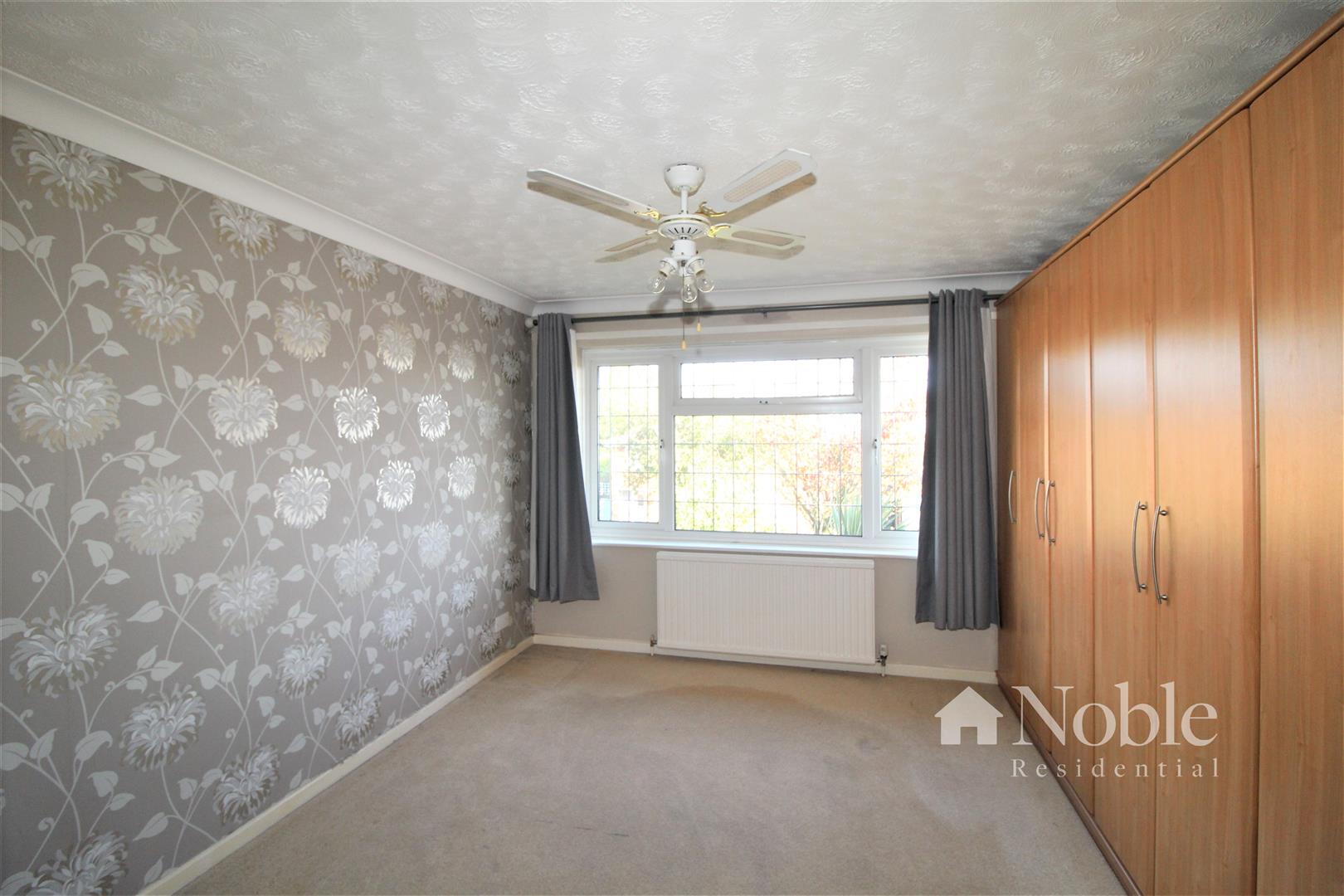 Property in Arthur Road, Rainham, Kent, ME8 9BX