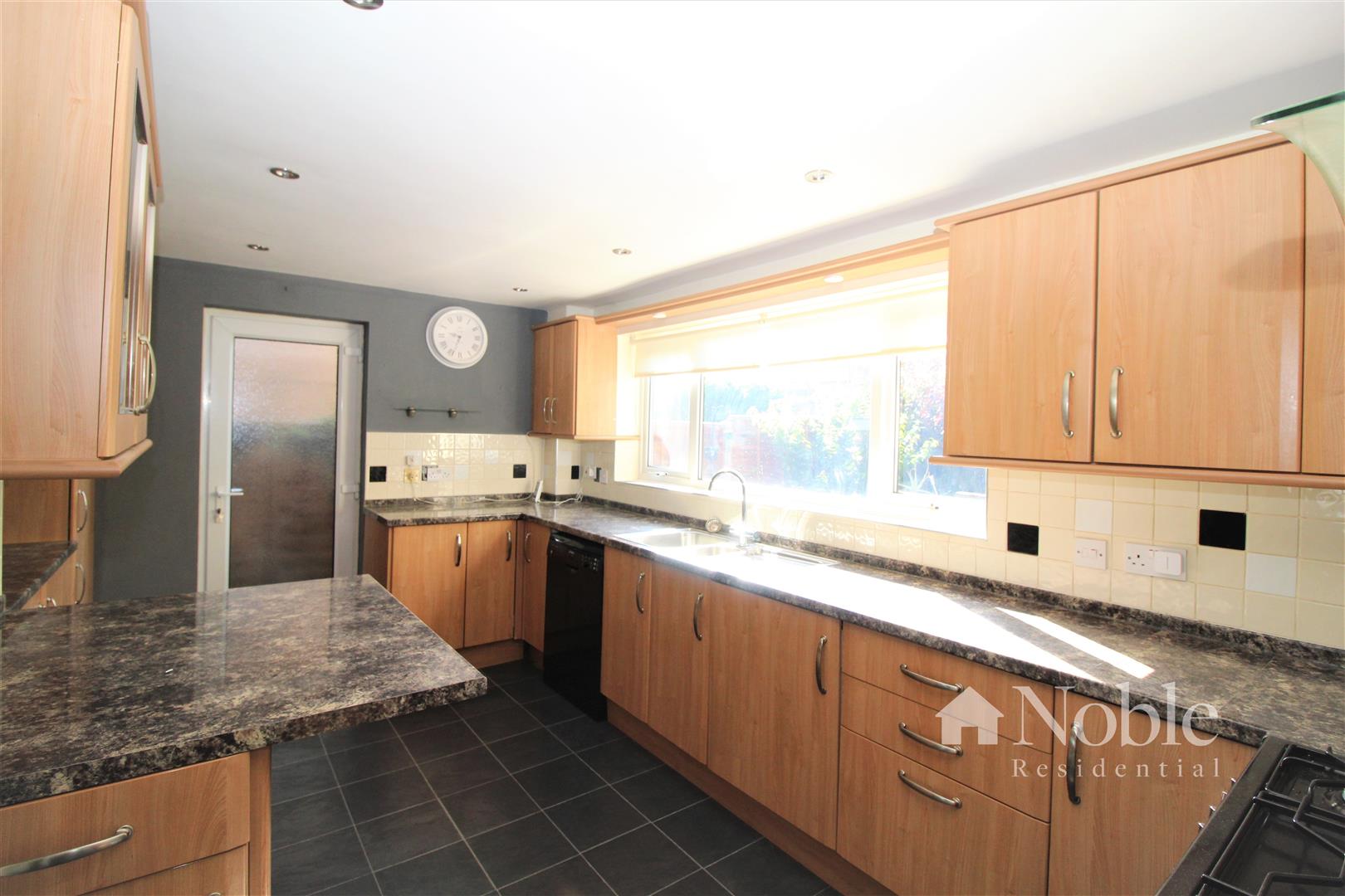 Property in Arthur Road, Rainham, Kent, ME8 9BX