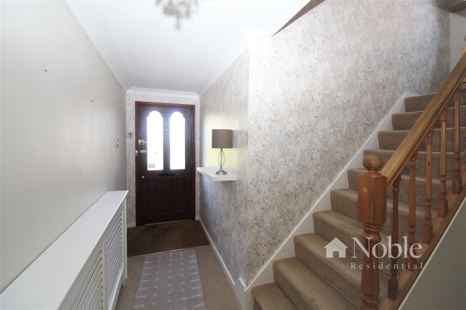 Property in Arthur Road, Rainham, Kent, ME8 9BX