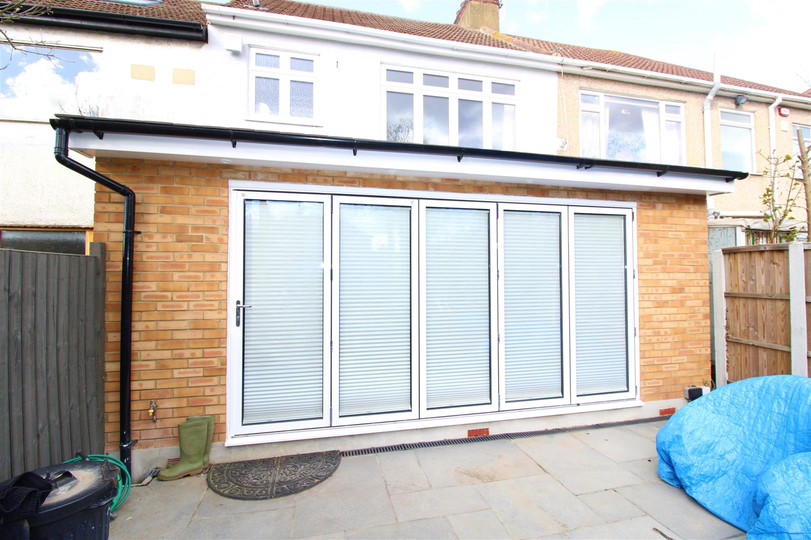 Property in Westland Avenue, Hornchurch, Essex, RM11 3SB