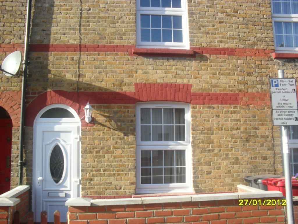 The Crescent, Slough, SL1