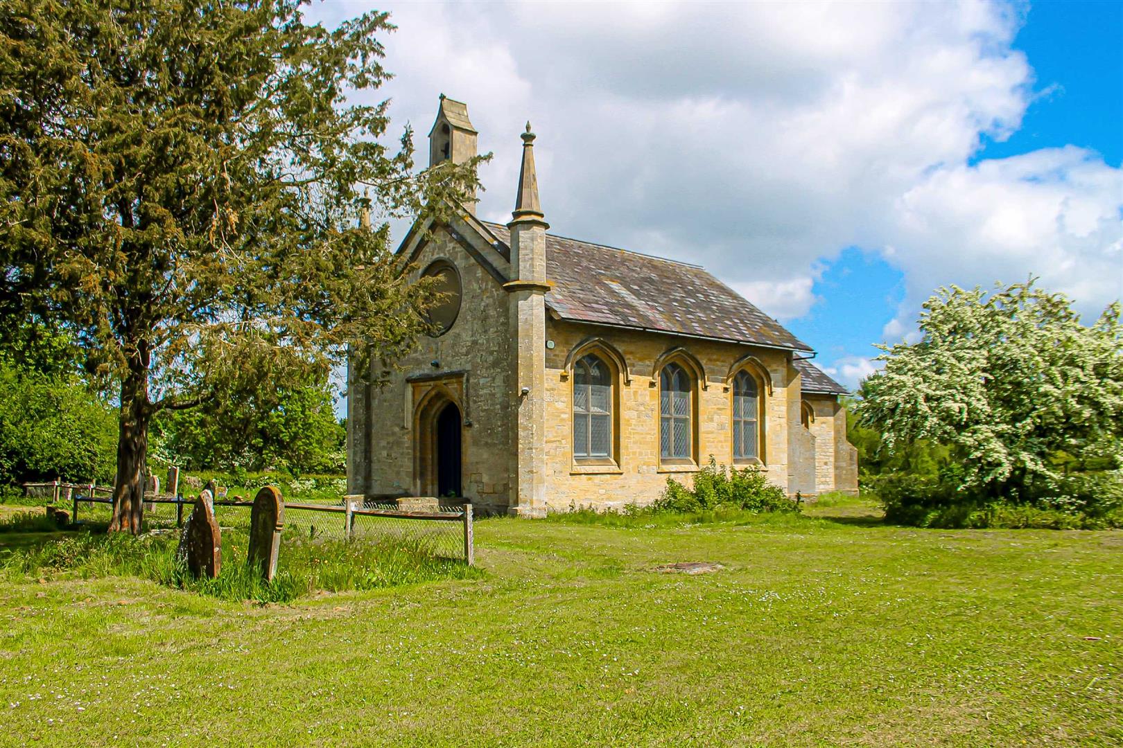 Property in Pattison Lane, Woolstone, Milton Keynes, Buckinghamshire
