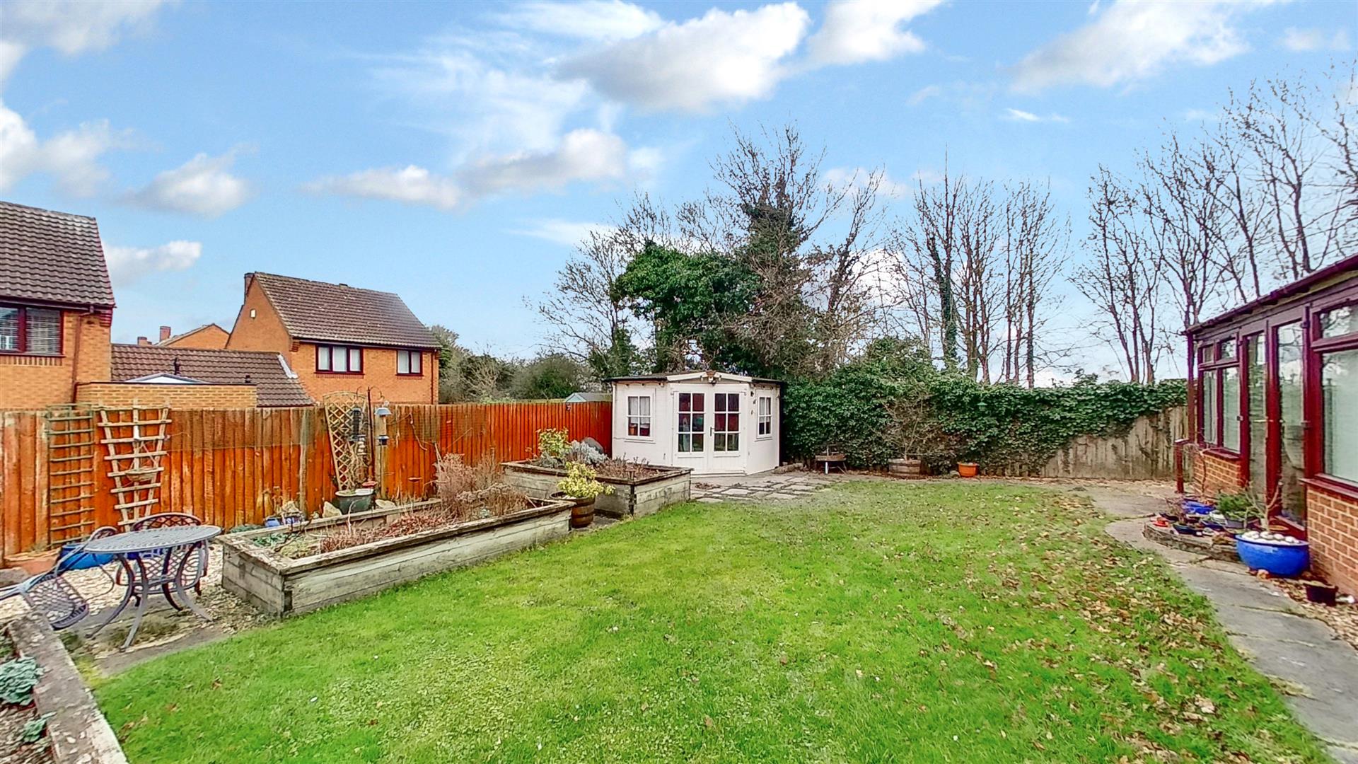 Property in Cantle Avenue, Downs Barn, Milton Keynes, Buckinghamshire