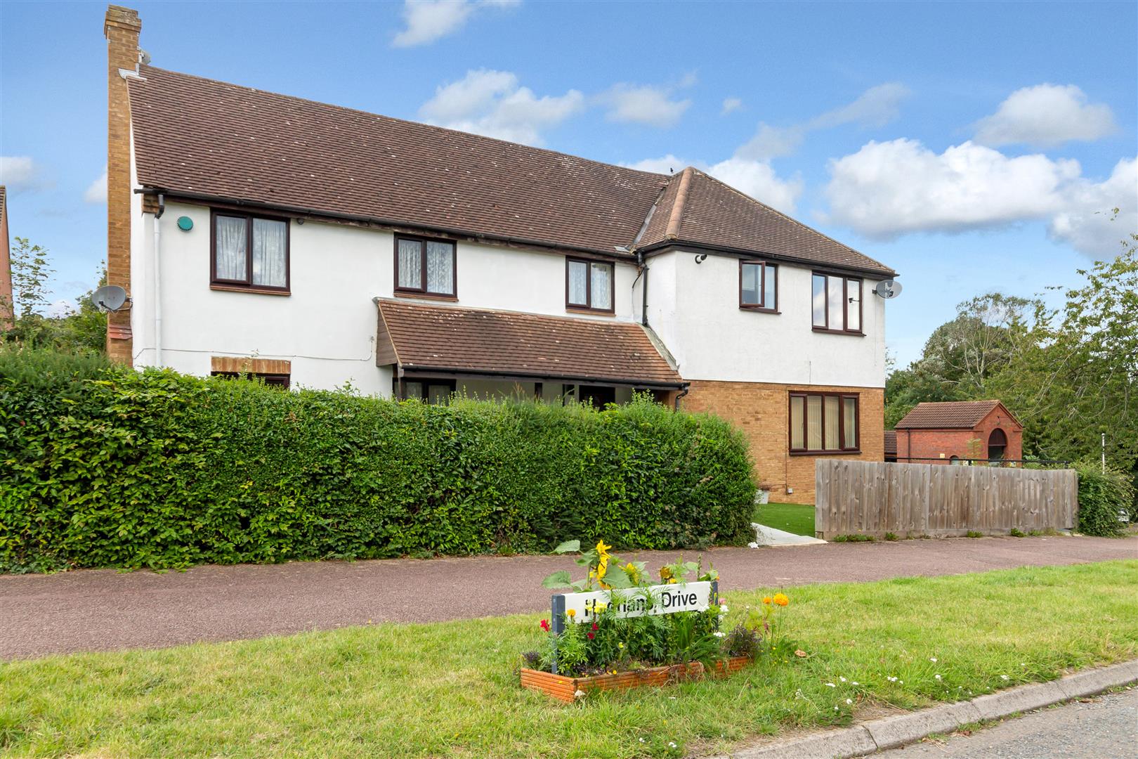 Property in Hadrians Drive, Bancroft, Milton Keynes, Bucks, MK13 0QB