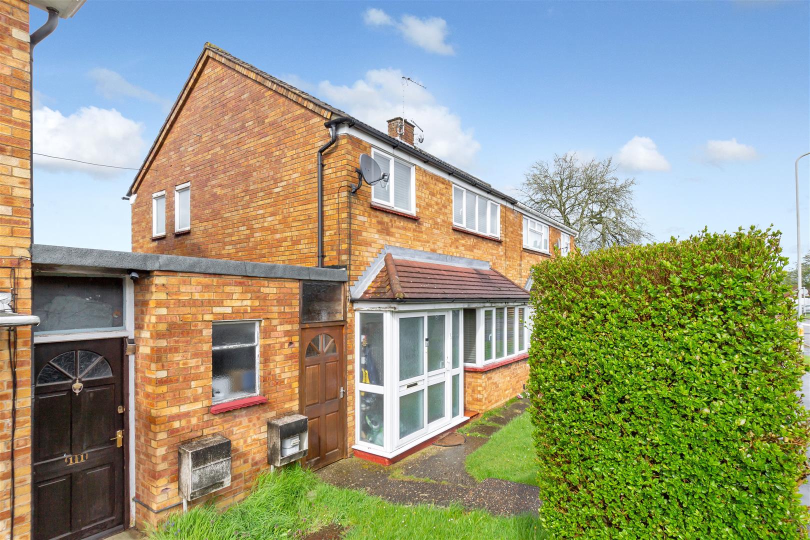 Property in Middlesex Drive, Bletchley, Milton Keynes, Bucks, MK3 7JE