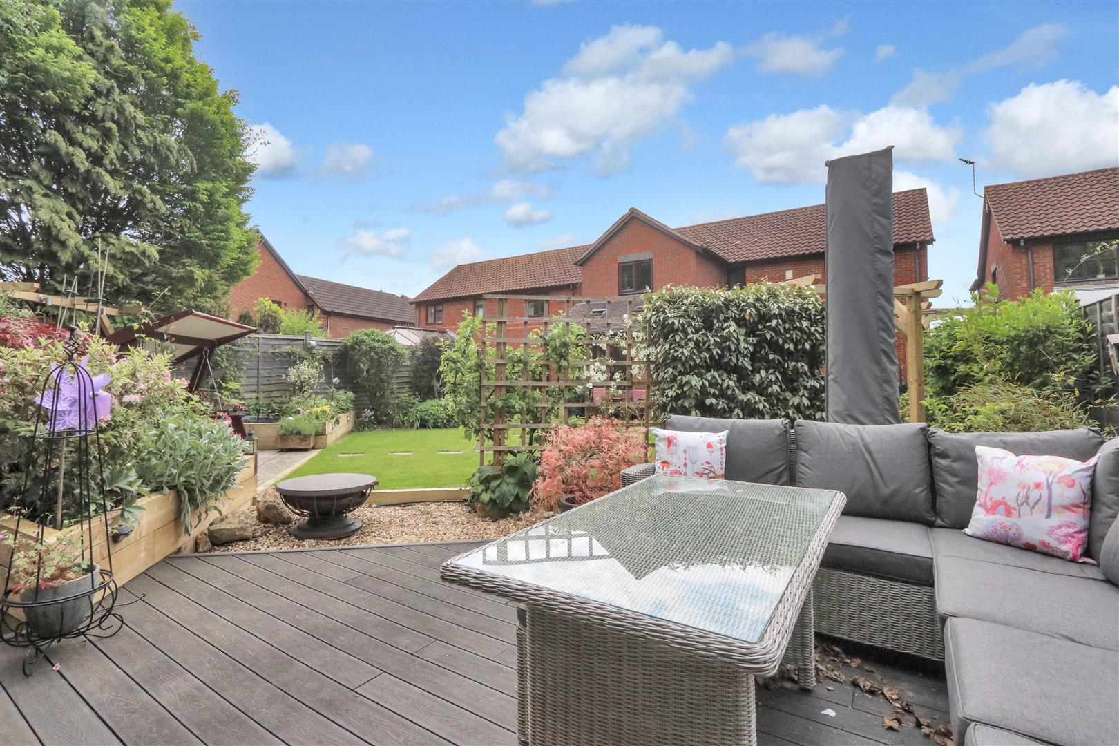 Property in Crane Court, Loughton, Milton Keynes, MK5 8BG
