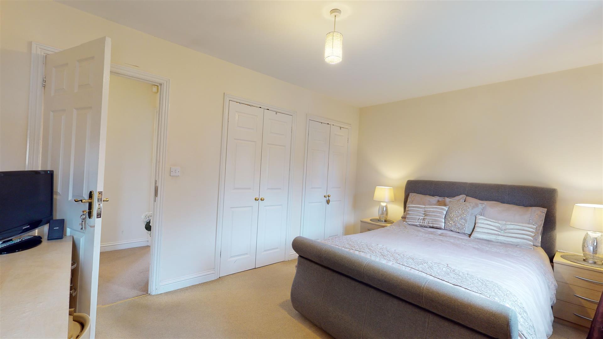 Property in Upper Wood Close, Shenley Brook End, Milton Keynes, MK5 7GH