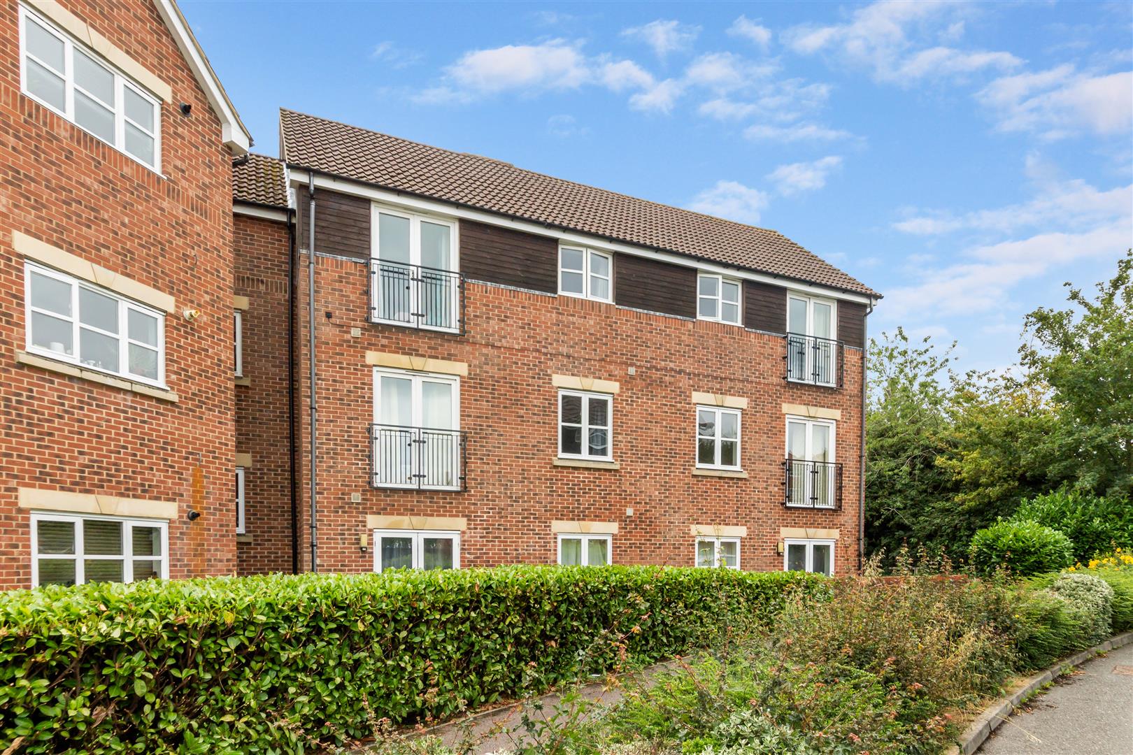Property in Otterburn Crescent, Oakhill, Milton Keynes, MK5 6LX