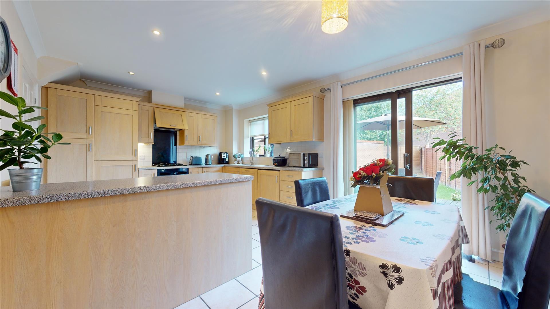 Property in Hidcote Drive, Westcroft, Milton Keynes, MK4 4FU