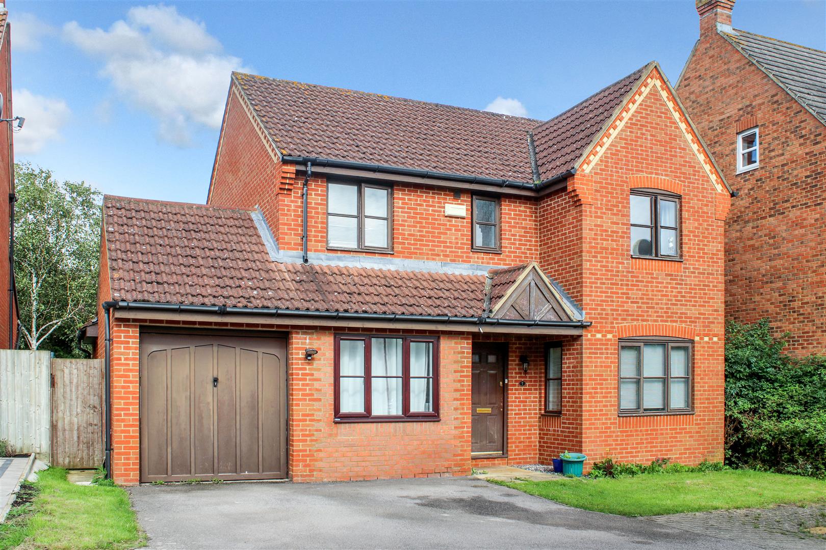 Property in Sultan Croft, Shenley Brook End, Milton Keynes