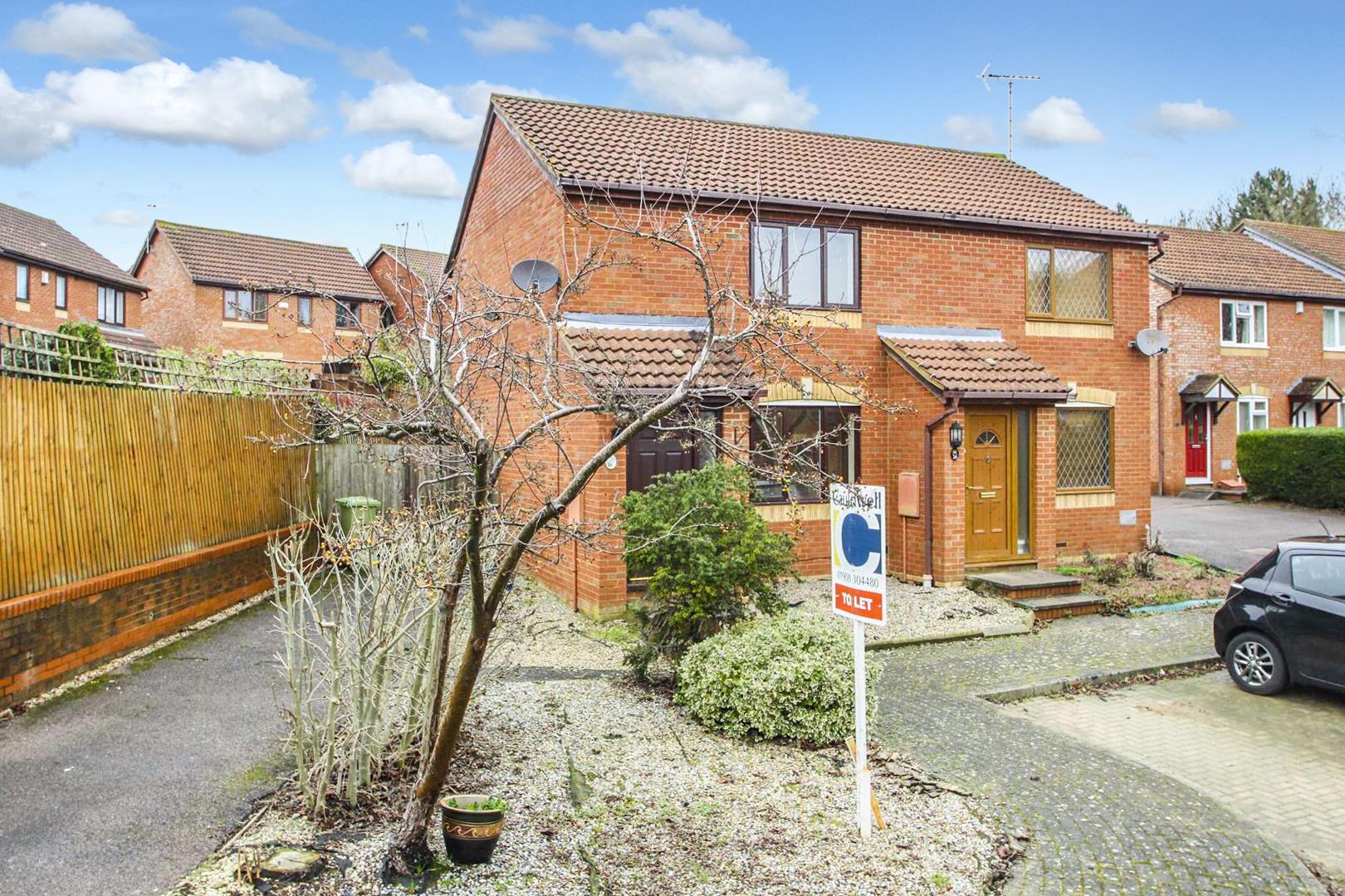 Property in Braford Gardens, Shenley Brook End, Milton Keynes, MK5 7HY