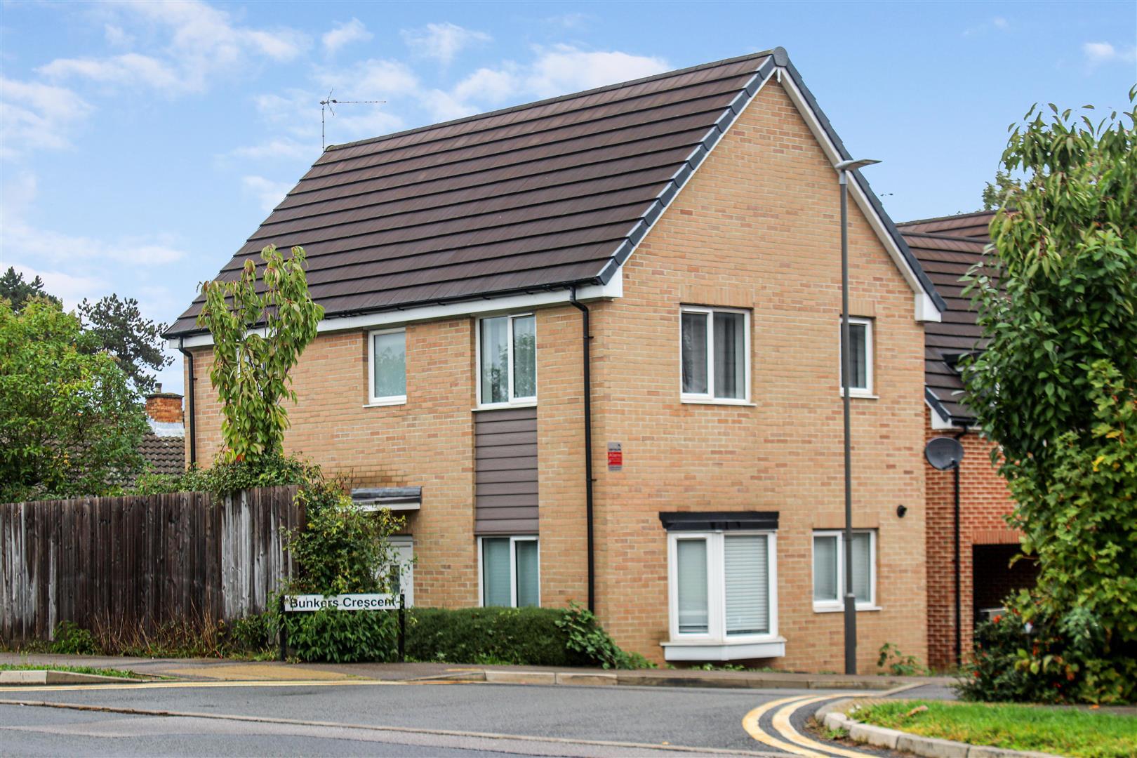 Property in Bunkers Crescent, Bletchley, Milton Keynes, MK3 6FP