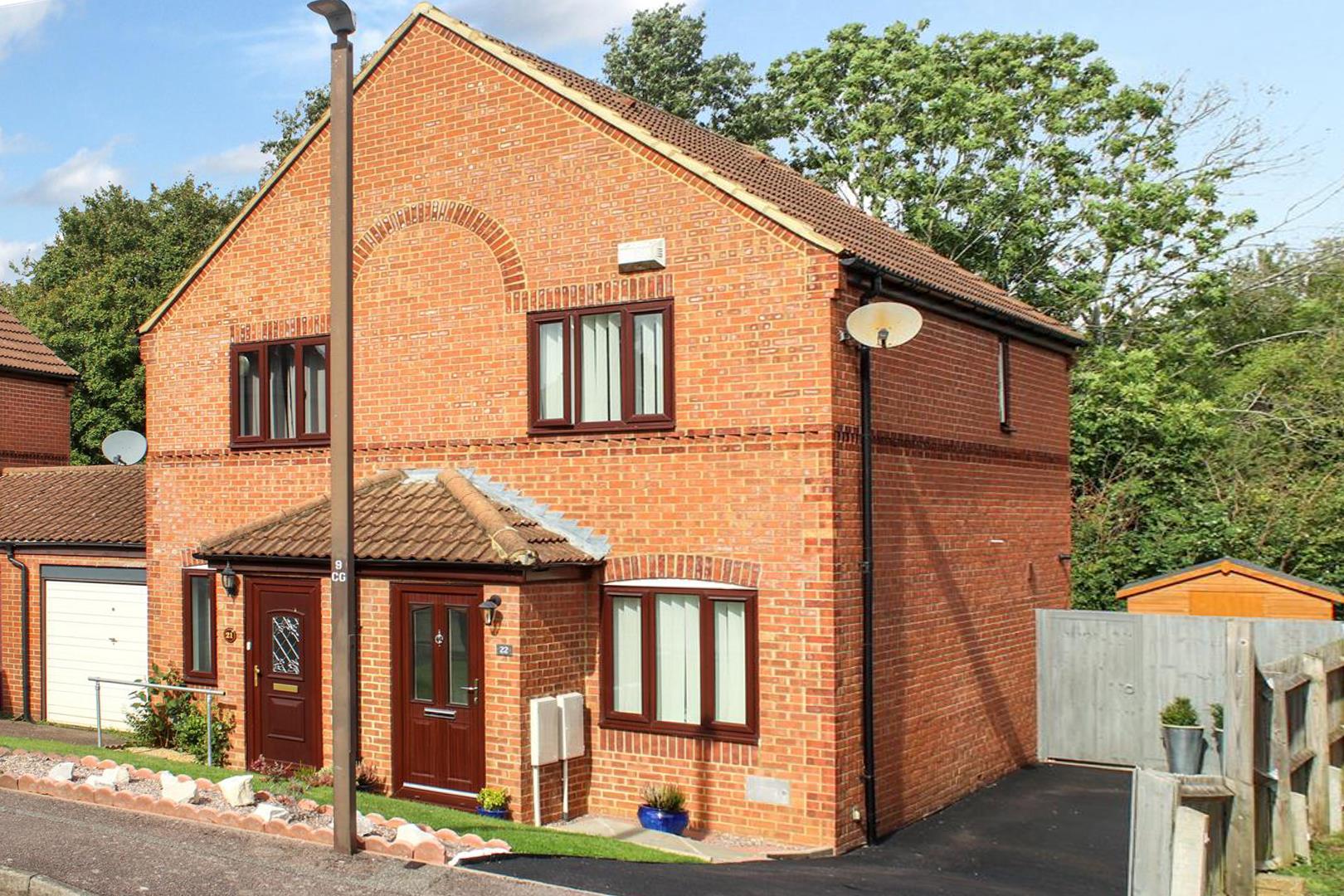 Property in Coggeshall Grove, Wavendon Gate, Milton Keynes, MK7 7SN