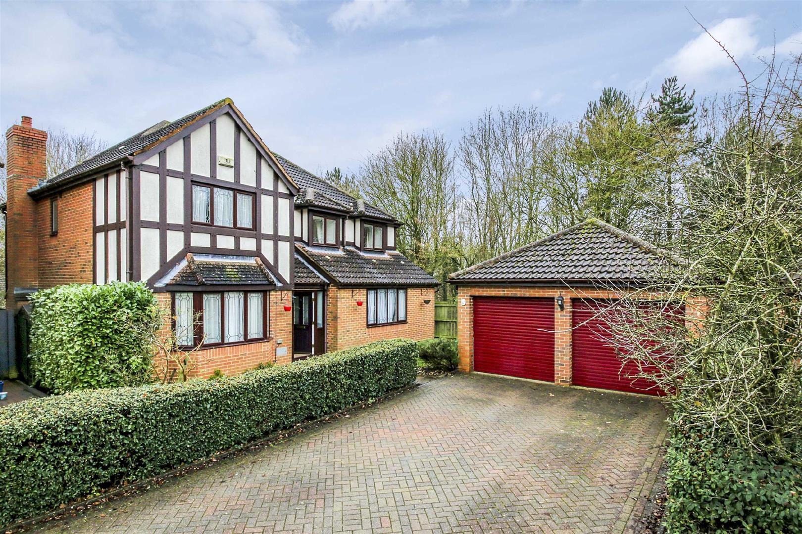 Property in Lawson Place, Shenley Lodge, Milton Keynes, MK5 7LA