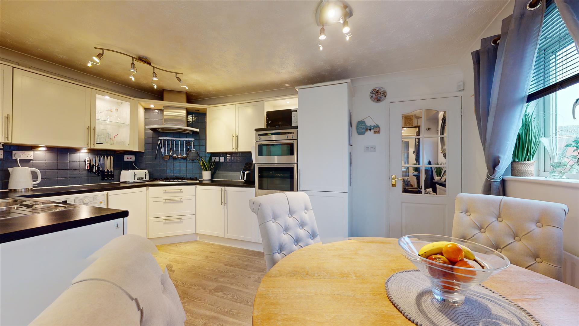 Property in Hexham Gardens, Bletchley, Milton Keynes, Bucks, MK3 5EX