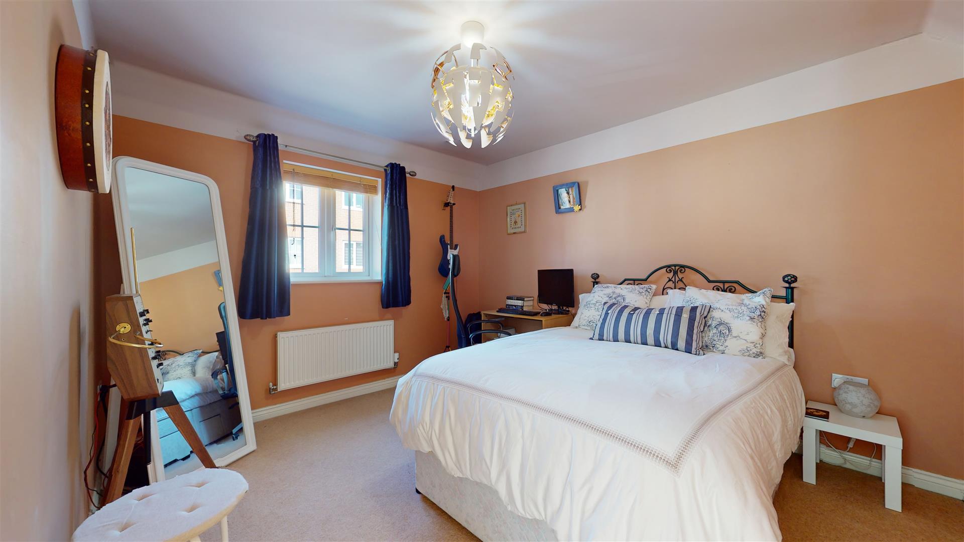 Property in Downing Close, Bletchley, Milton Keynes, MK3 6EP