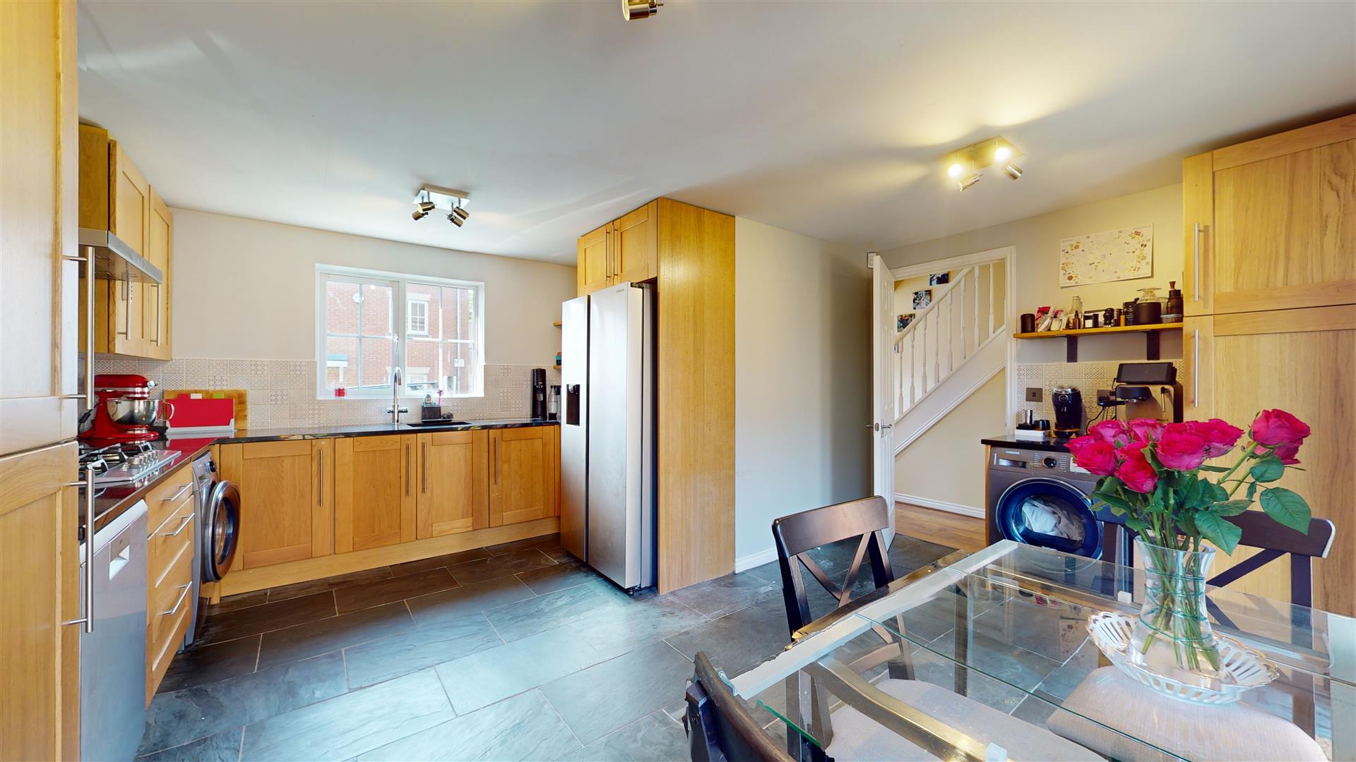 Property in Downing Close, Bletchley, Milton Keynes, MK3 6EP