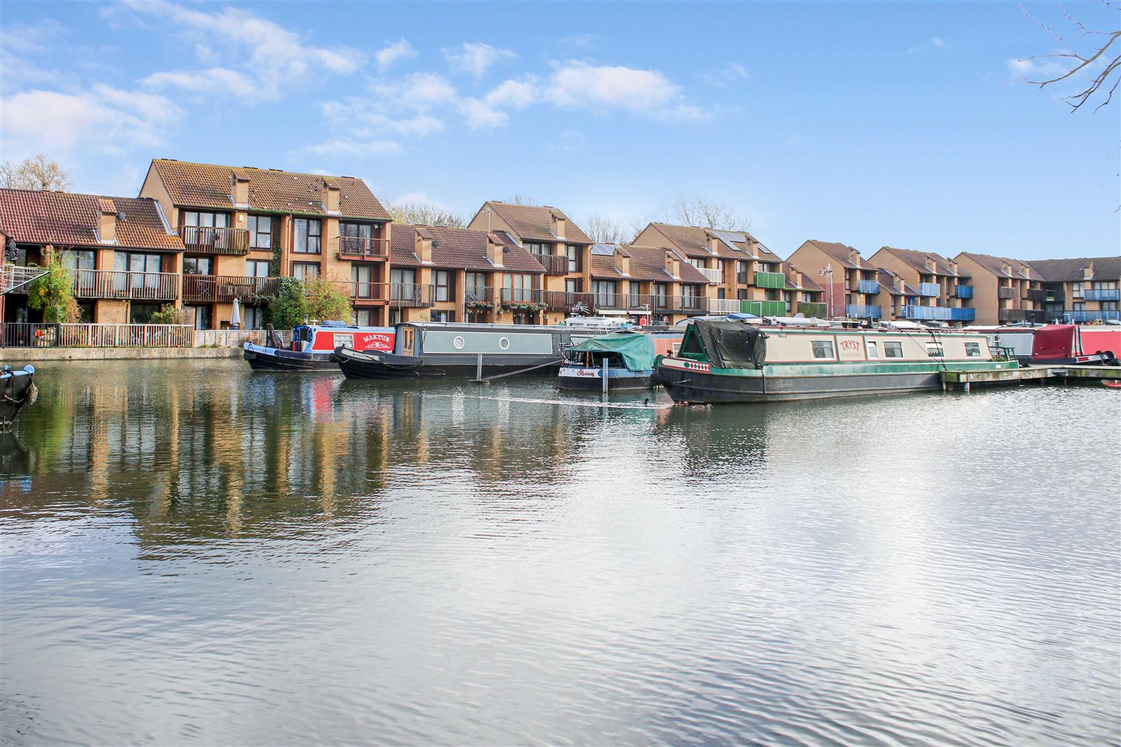 Woodley Headland, Peartree Bridge, Milton Keynes, MK6