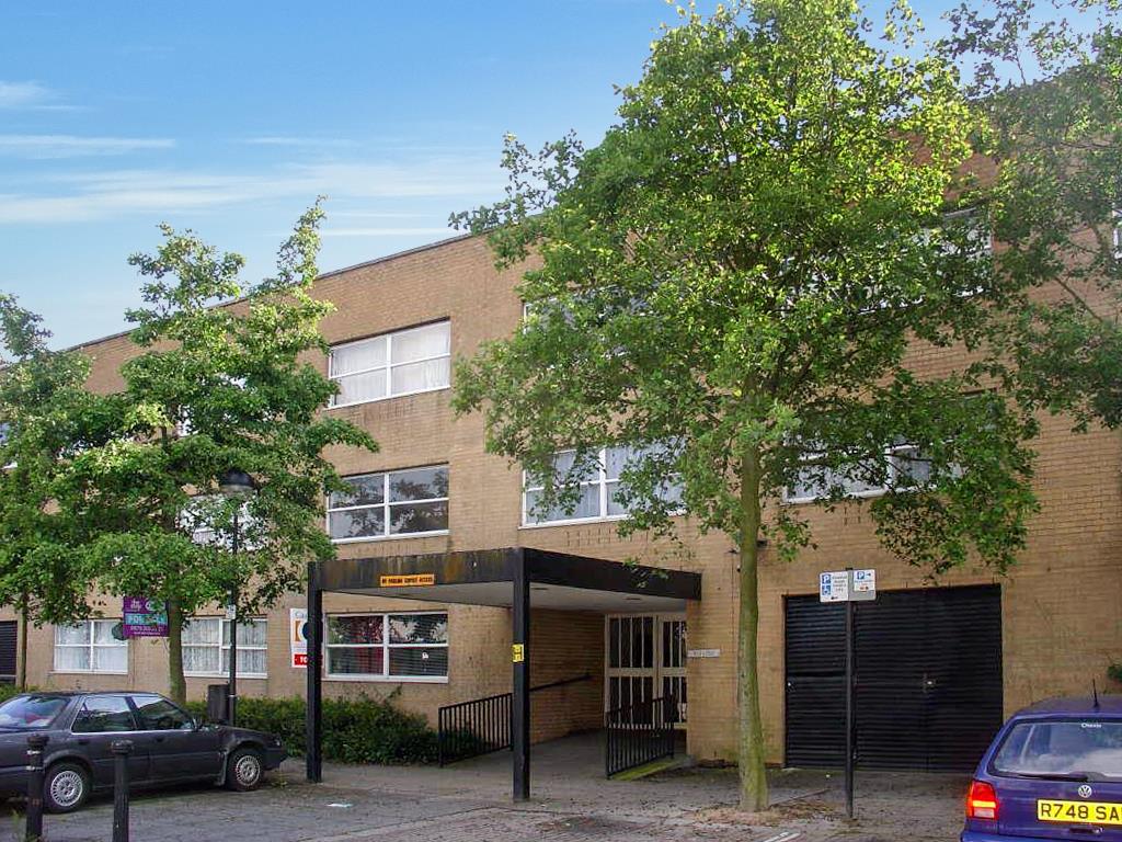 North Tenth Street, Milton Keynes, MK9