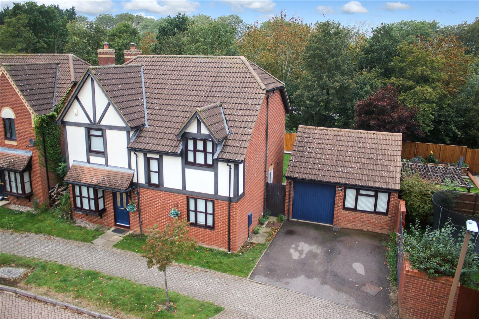 Cruickshank Grove, Crownhill, Milton Keynes, MK8