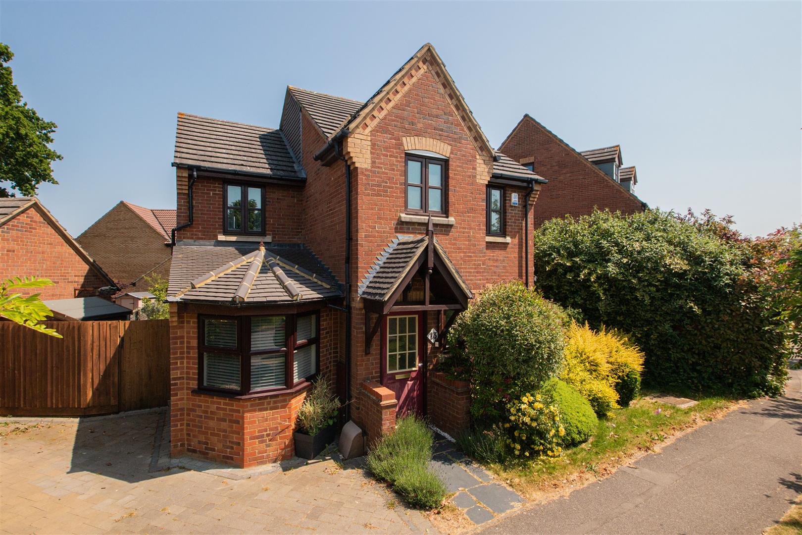 Bridlington Crescent, Monkston, Milton Keynes, MK10