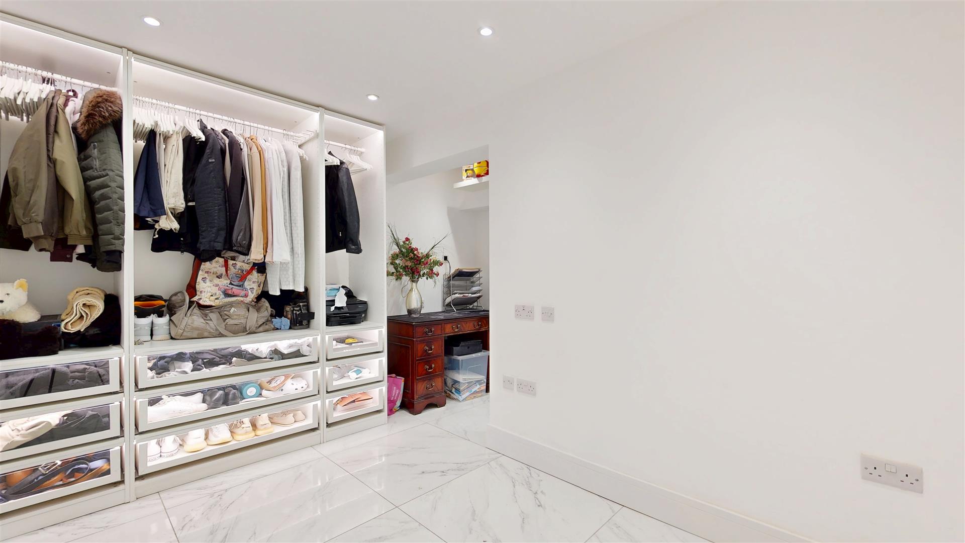 Blakeney Court, Tattenhoe, Milton Keynes, MK4 - Image 8