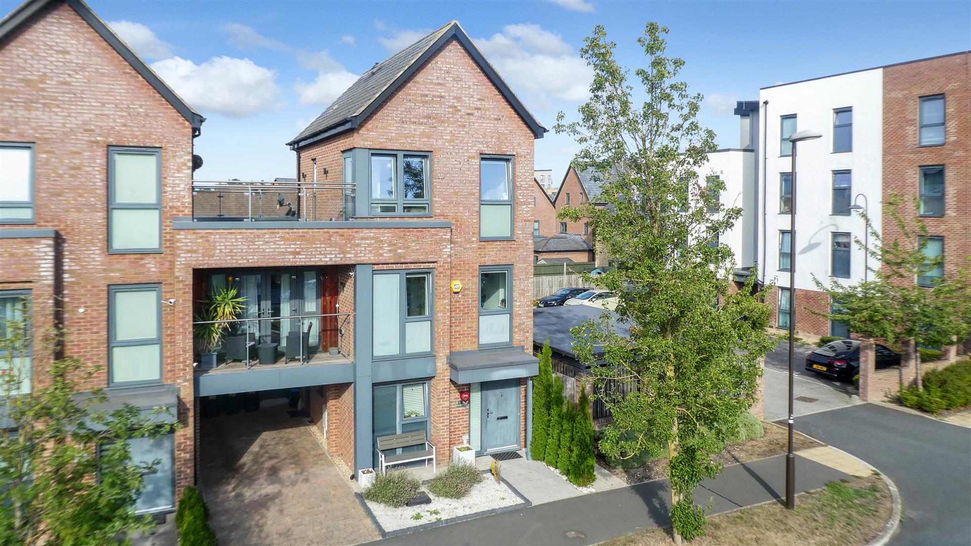 Atlas Way, Oakgrove, Milton Keynes, MK10