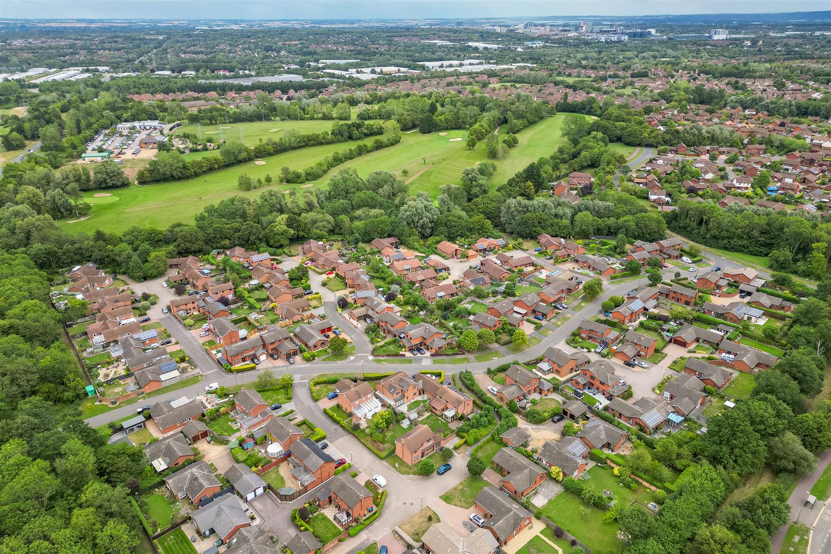 Tadmere, Two Mile Ash, Milton Keynes, MK8 - Image 4