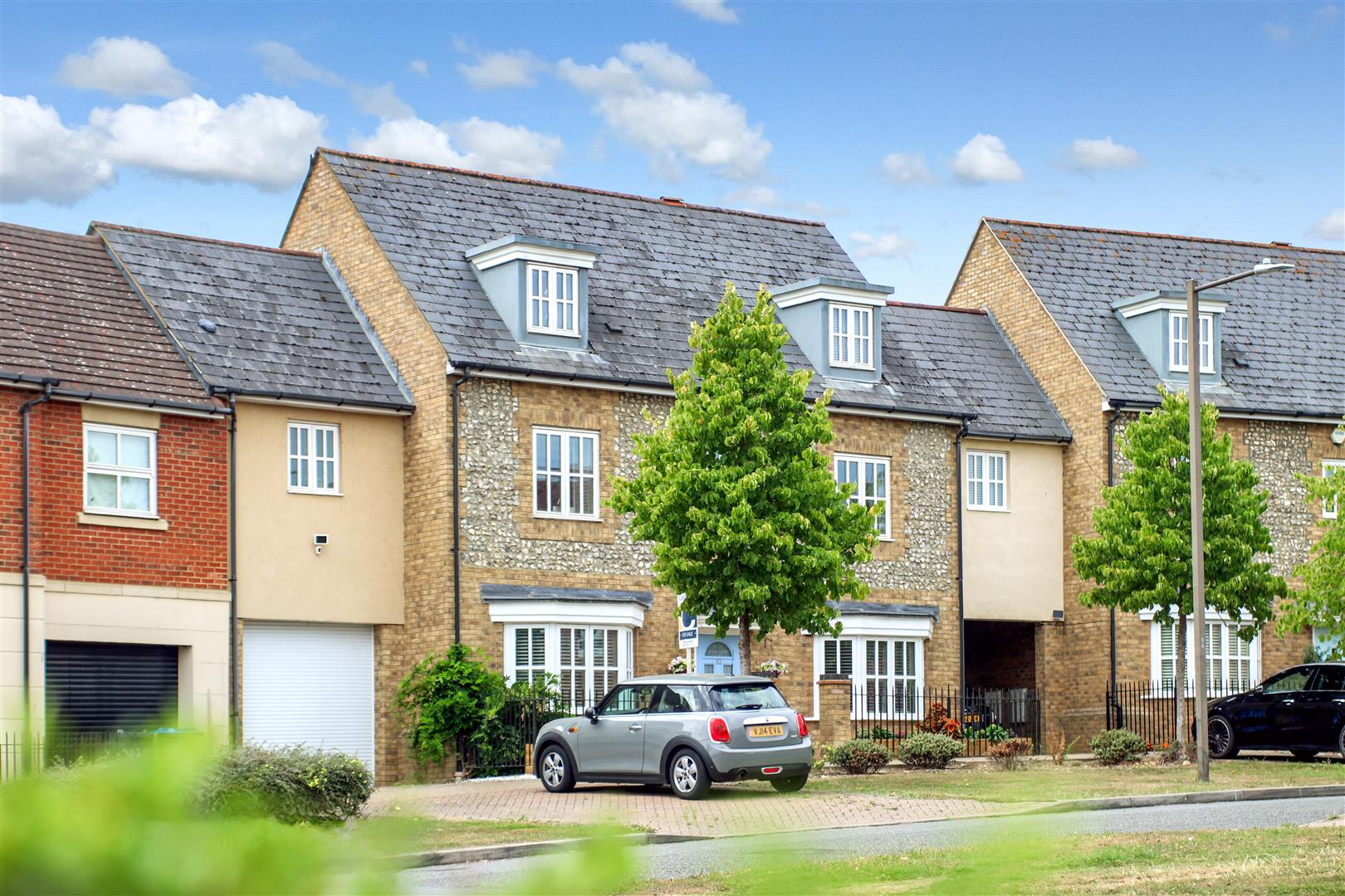 Hidcote Drive, Westcroft, Milton Keynes, MK4