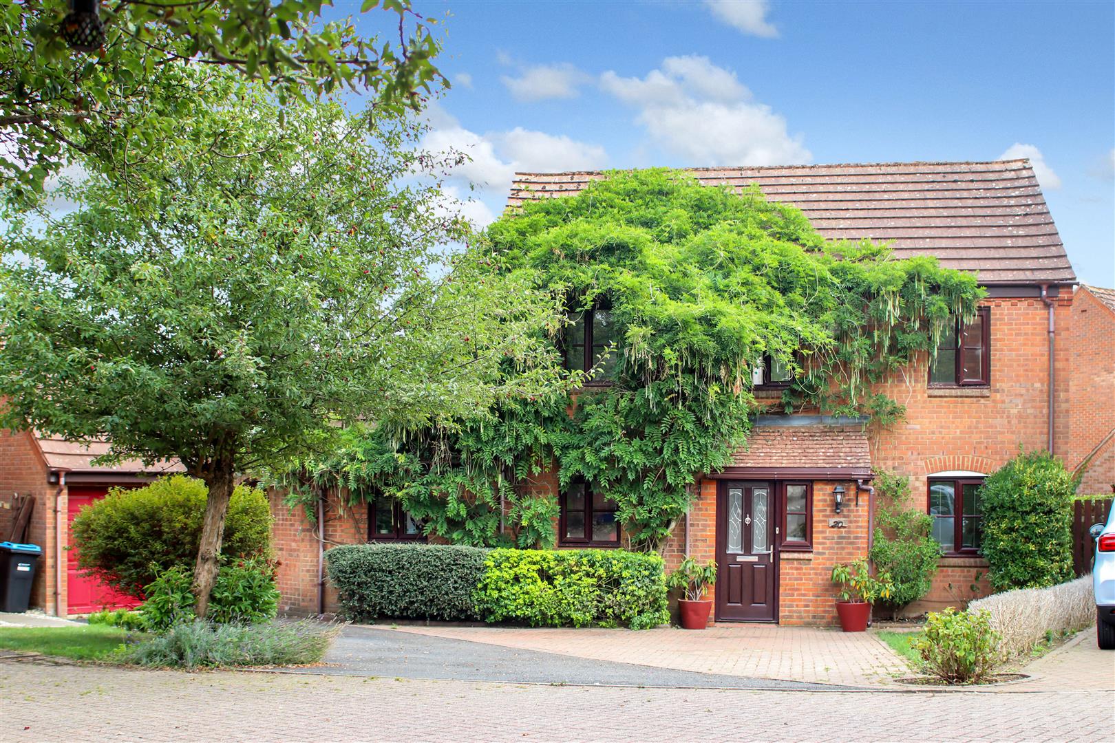 Bremen Grove, Shenley Brook End, Milton Keynes, MK5