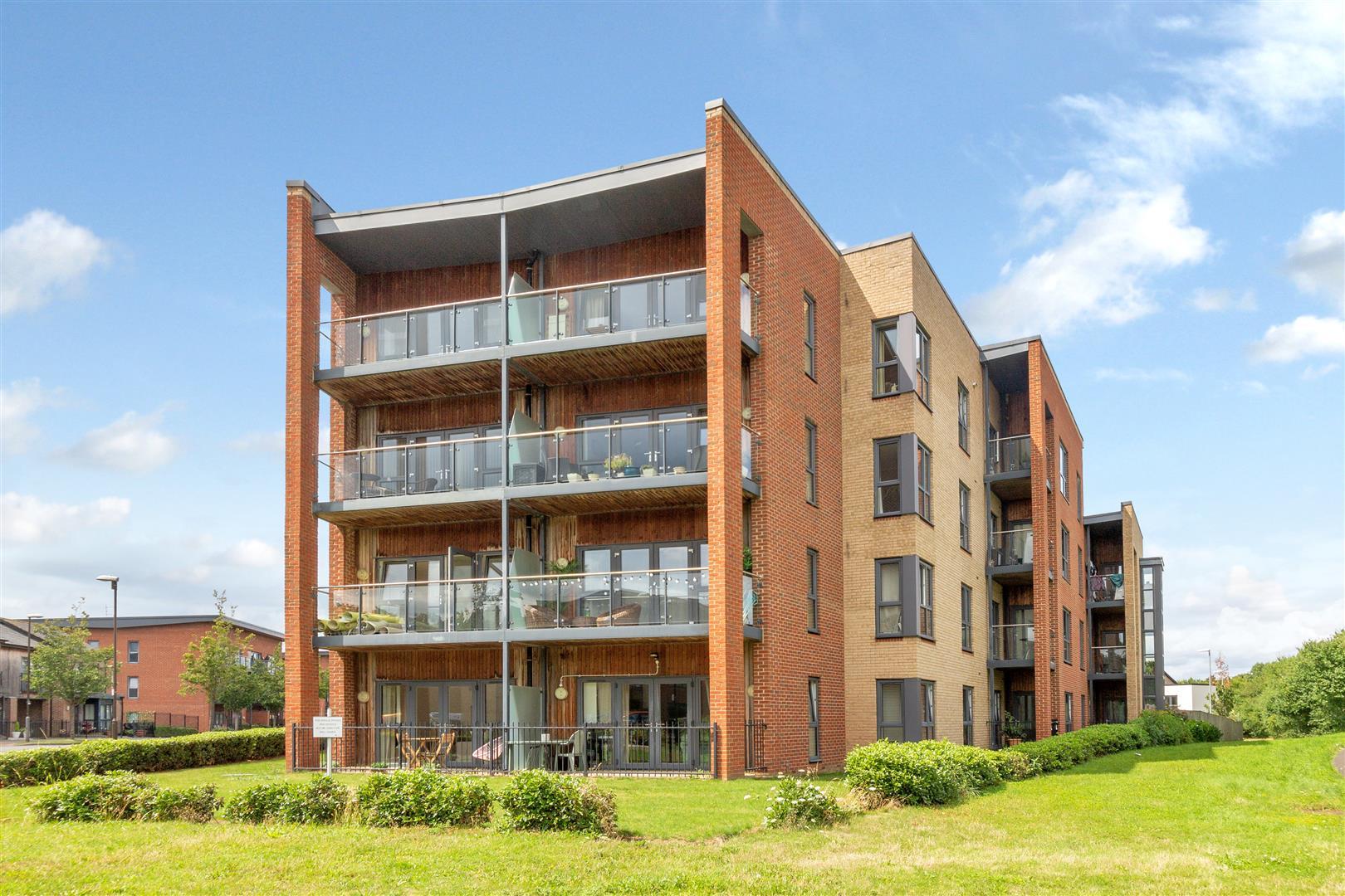 Ada Walk, Oakgrove, Milton Keynes, MK10