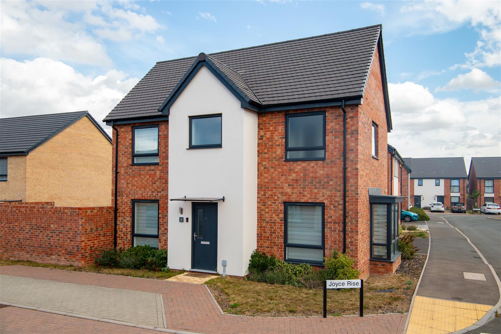 Joyce Rise, Glebe Farm, Milton Keynes, MK17