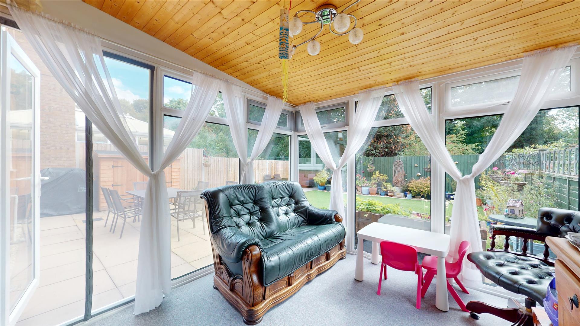 Nightingale Crescent, Bradville, Milton Keynes, MK13 - Image 10