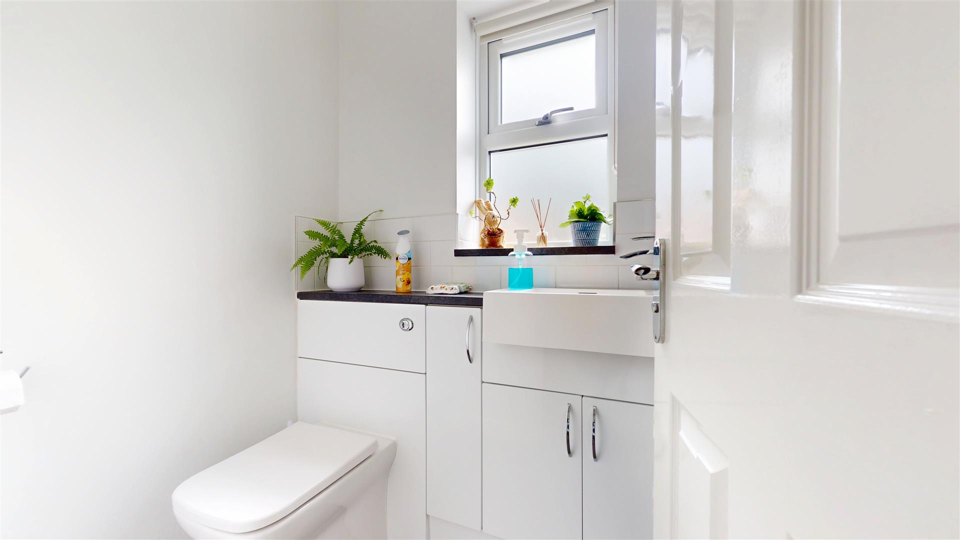 Nightingale Crescent, Bradville, Milton Keynes, MK13 - Image 9