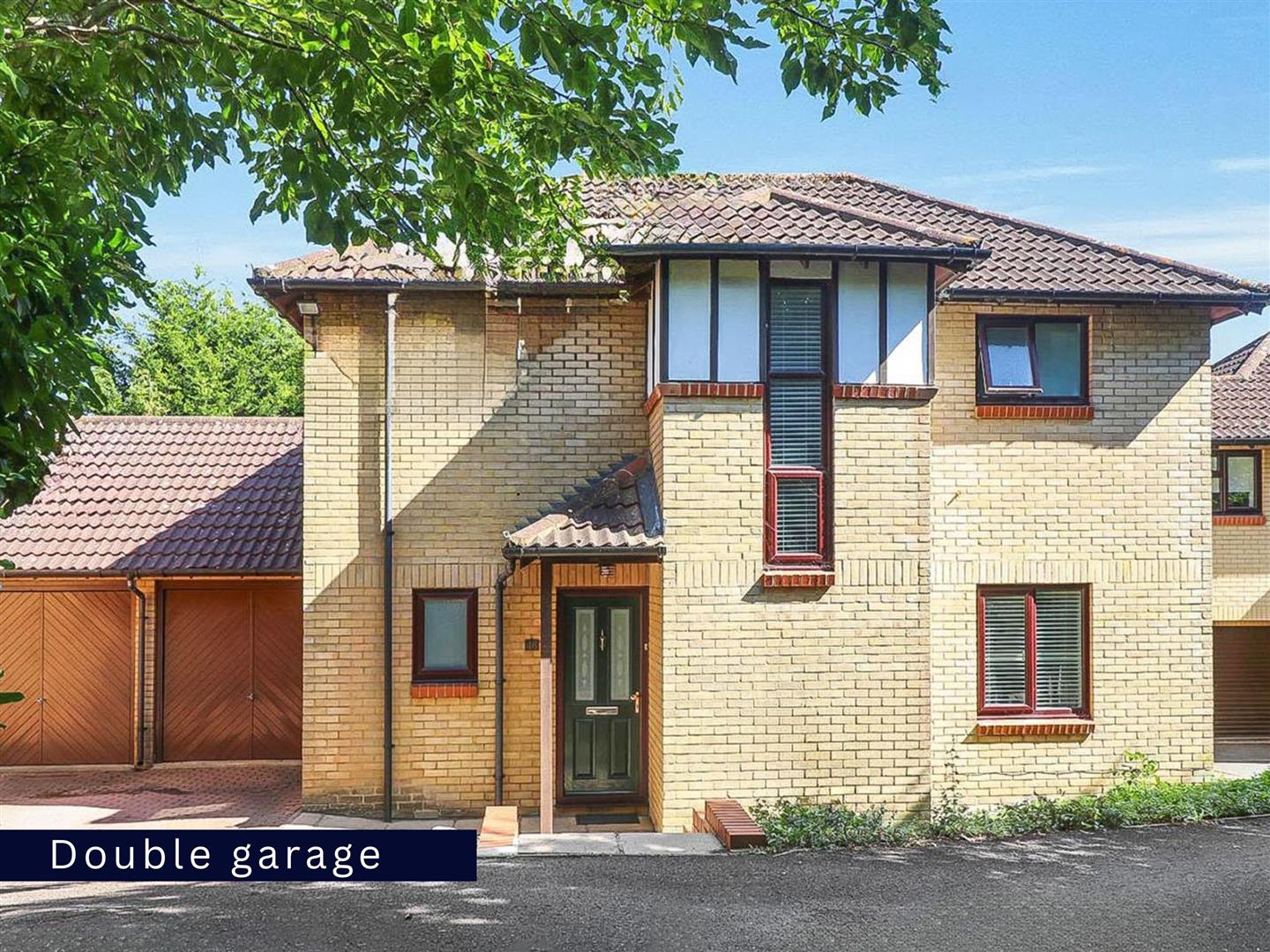 Dunchurch Dale, Walnut Tree, Milton Keynes, MK7