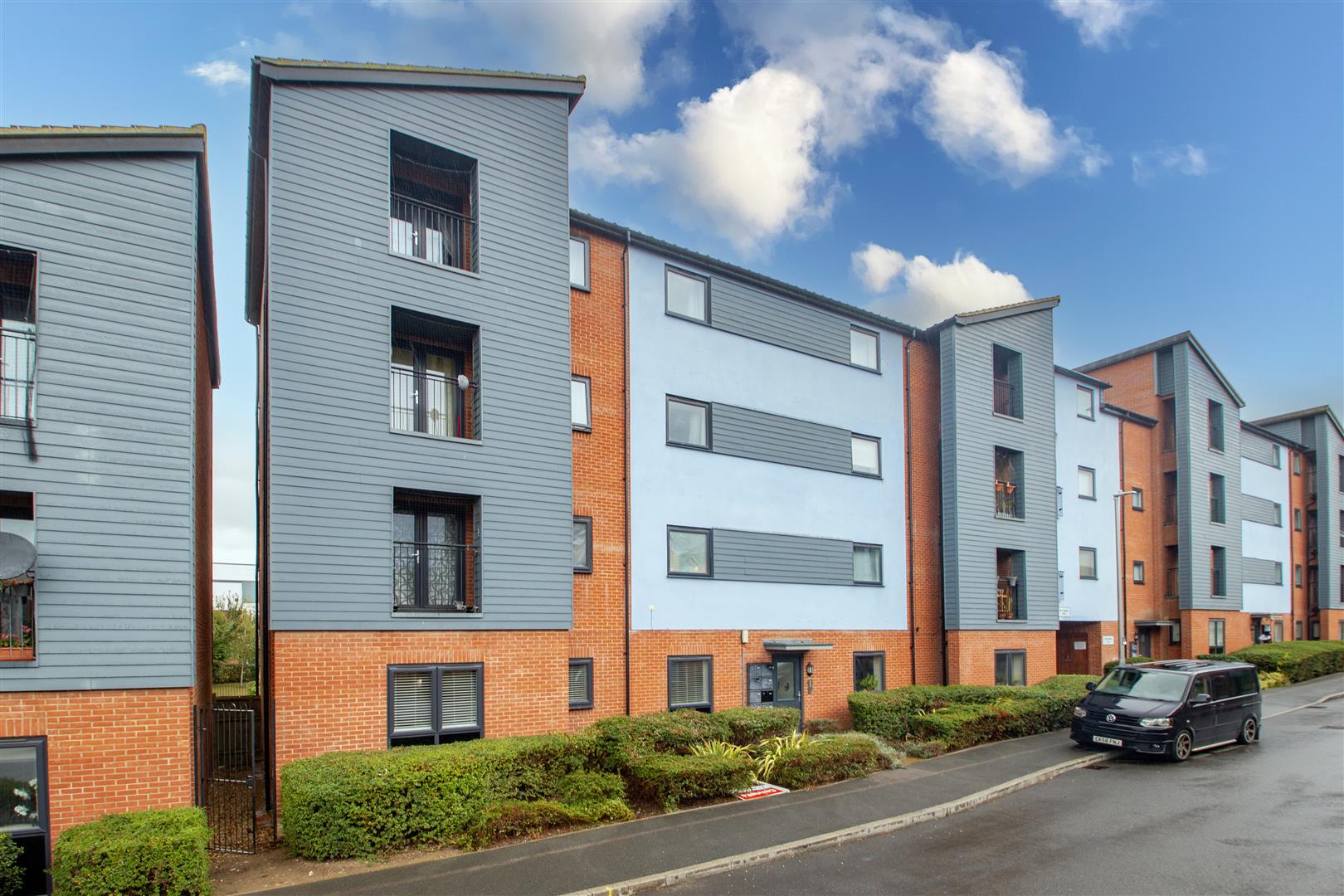 Harley Drive, Walton, Milton Keynes, MK7