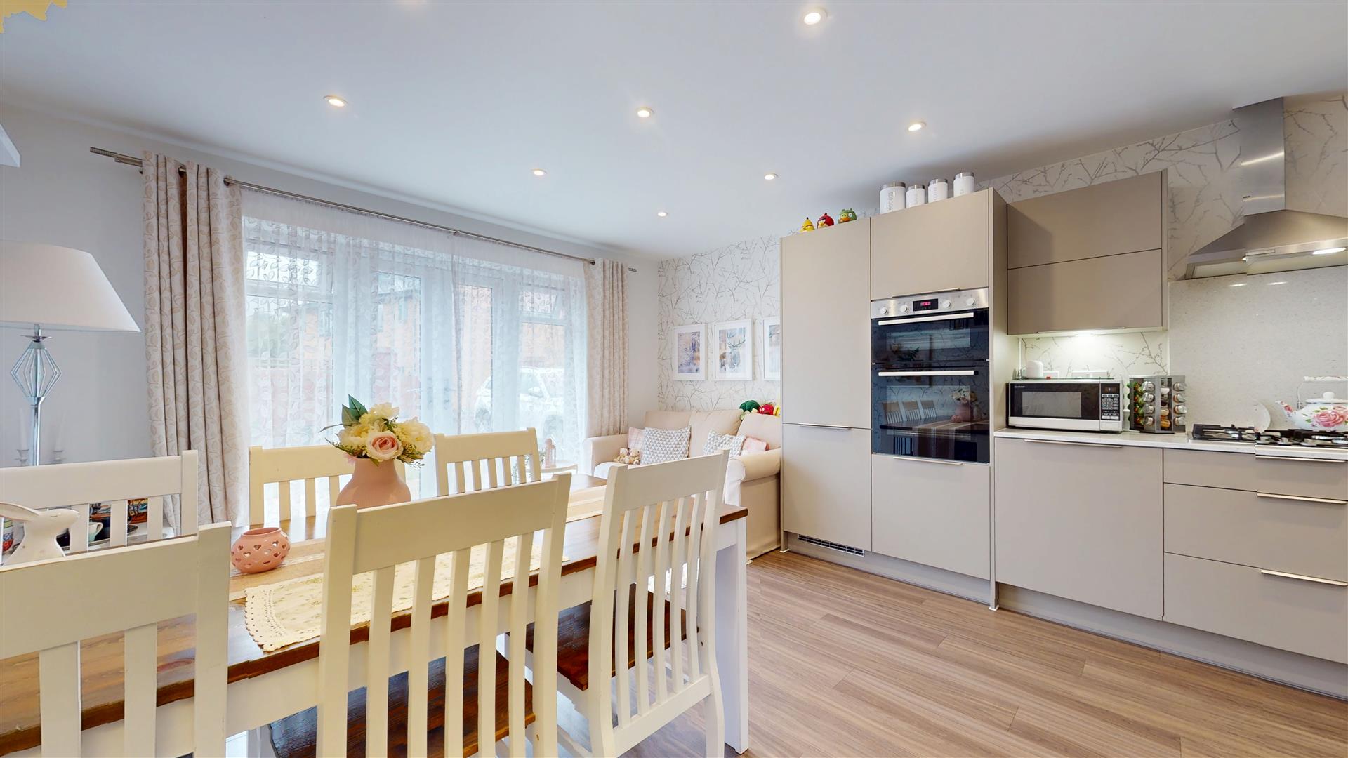 Barrosa Way, Whitehouse, Milton Keynes, MK8 - Image 3