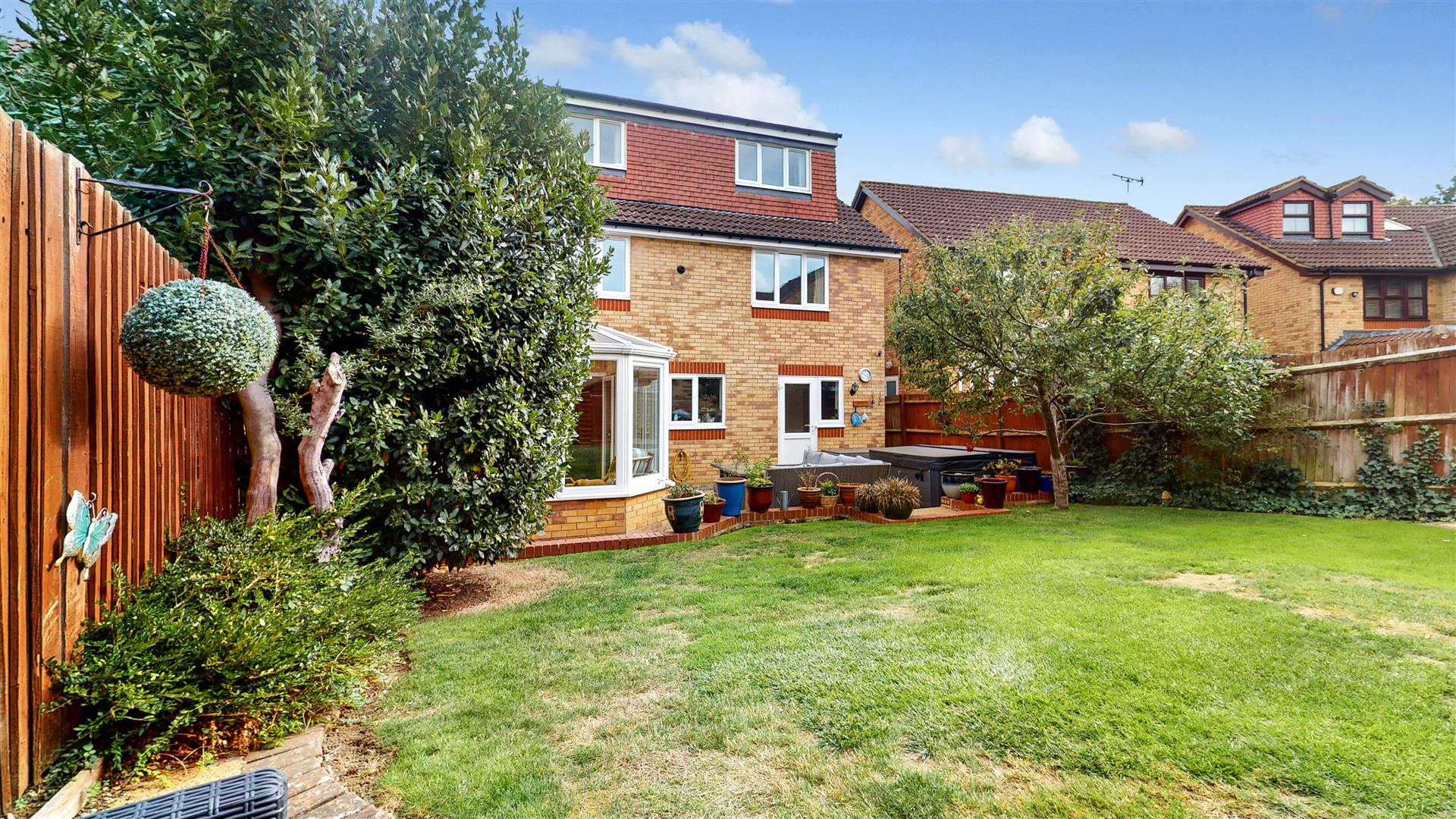 Hartland Avenue, Tattenhoe, Milton Keynes, MK4 - Image 3