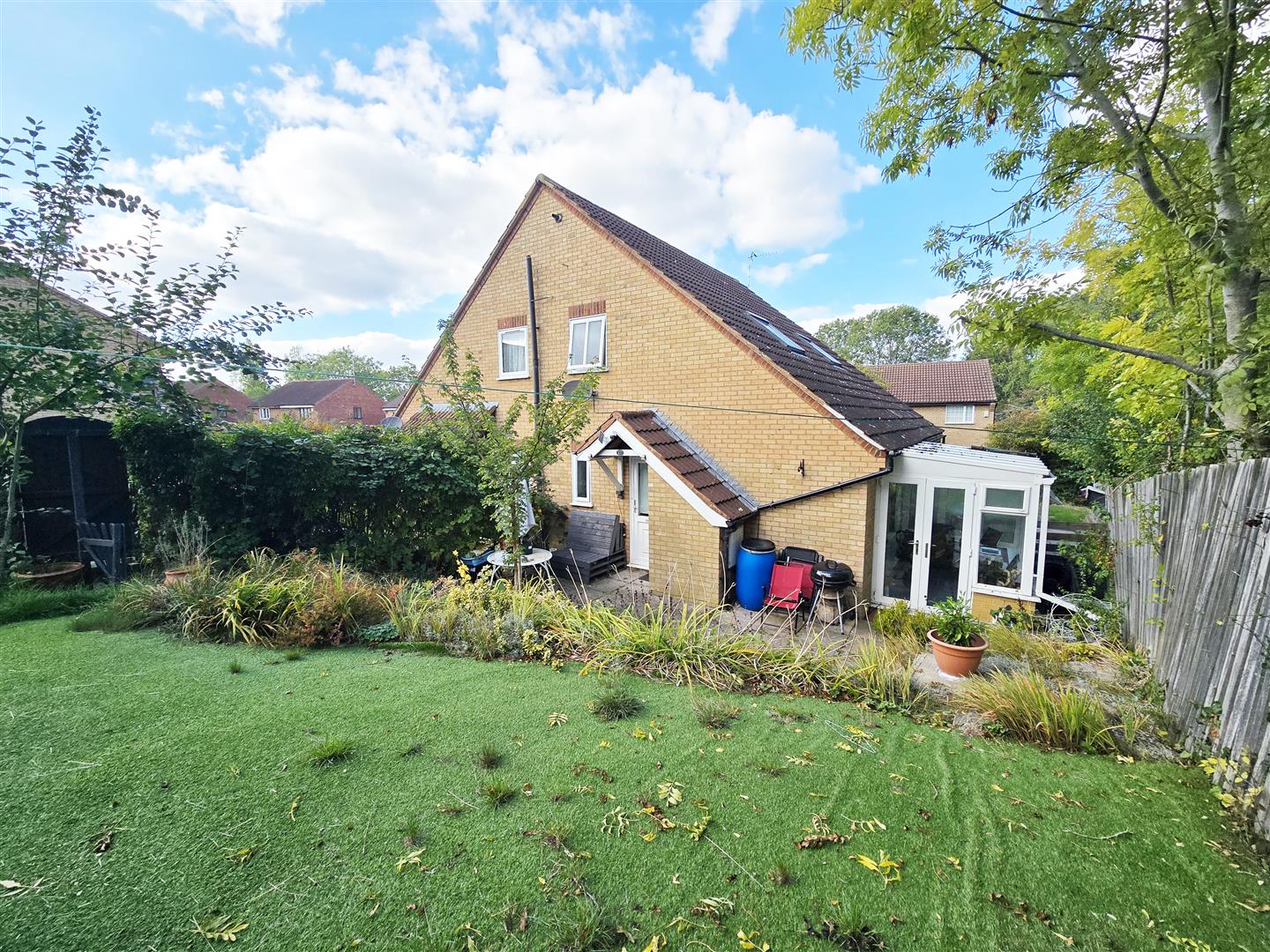 Gisburn Close, Heelands, Milton Keynes, MK13