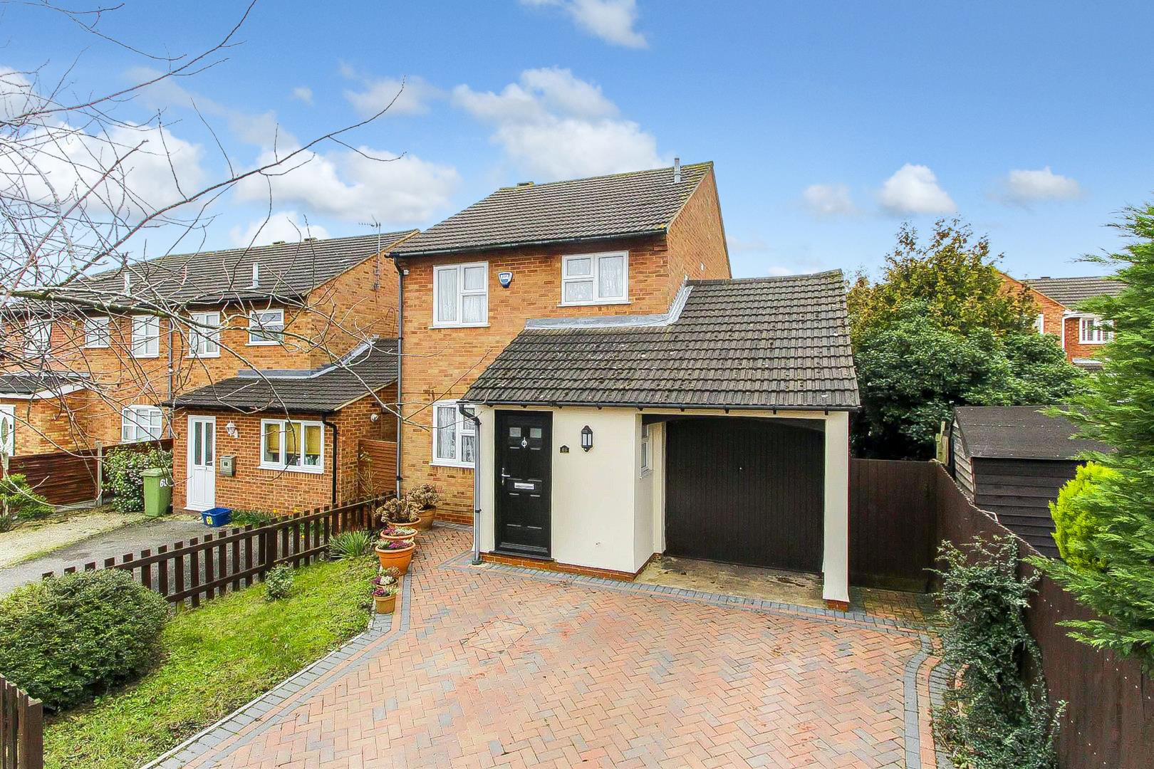 Clay Hill, Two Mile Ash, Milton Keynes, MK8