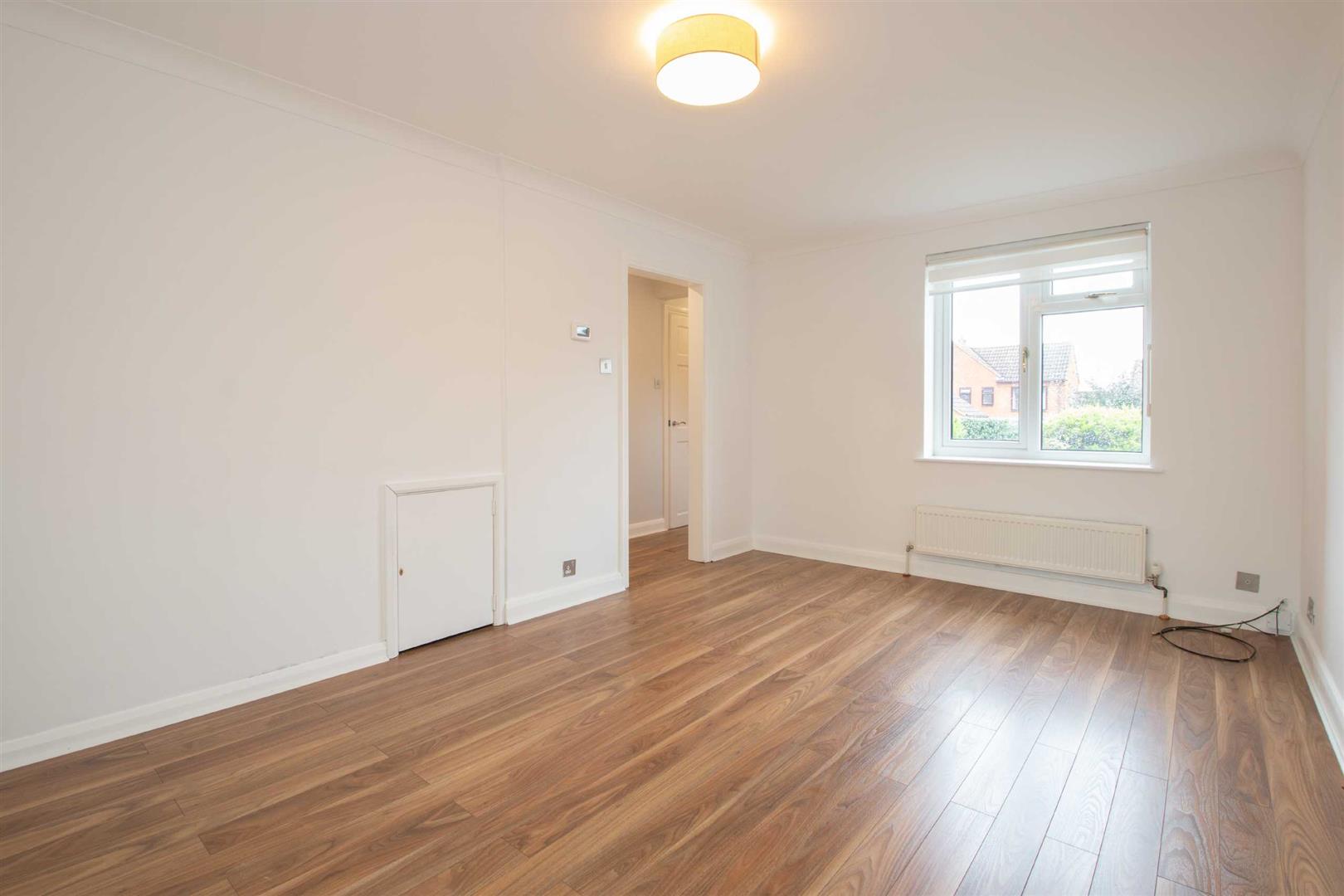 Longleat Court, Great Holm, Milton Keynes, MK8 - Image 6