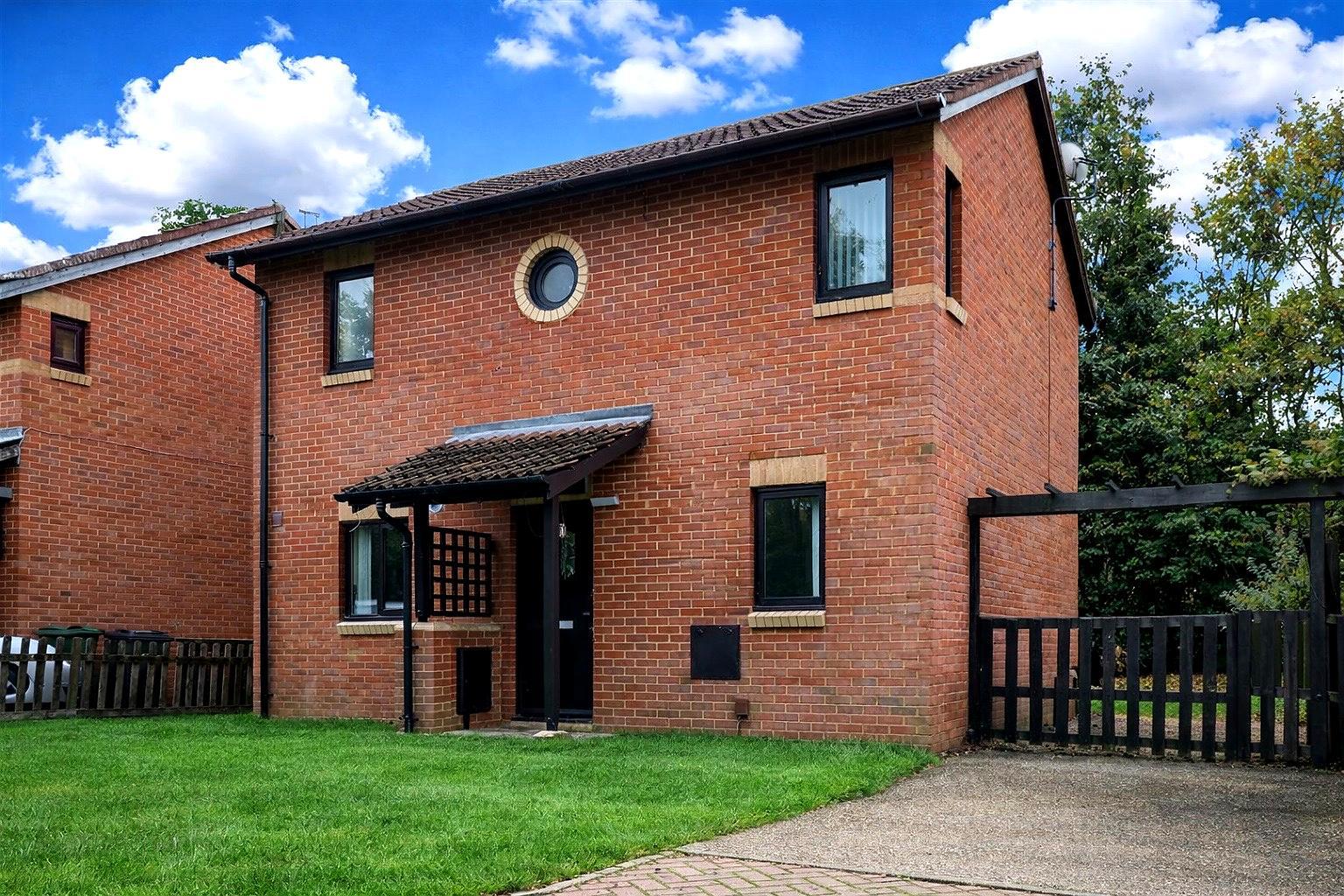 Runford Court, Shenley Lodge, Milton Keynes, MK5
